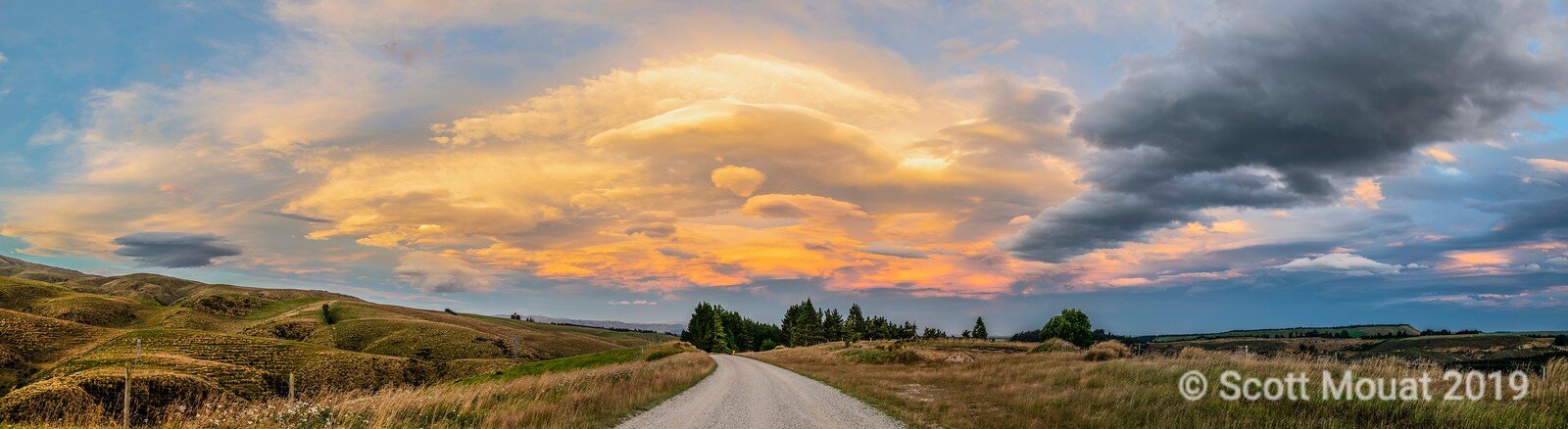 Danseys_Pass_Sunset_Clouds_Pano.jpg