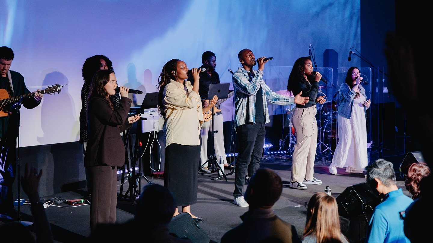 What a great Sunday we had with our church family! 🫶

//

Quel beau dimanche nous avons pass&eacute; avec notre famille de l&rsquo;&eacute;glise! 🫶