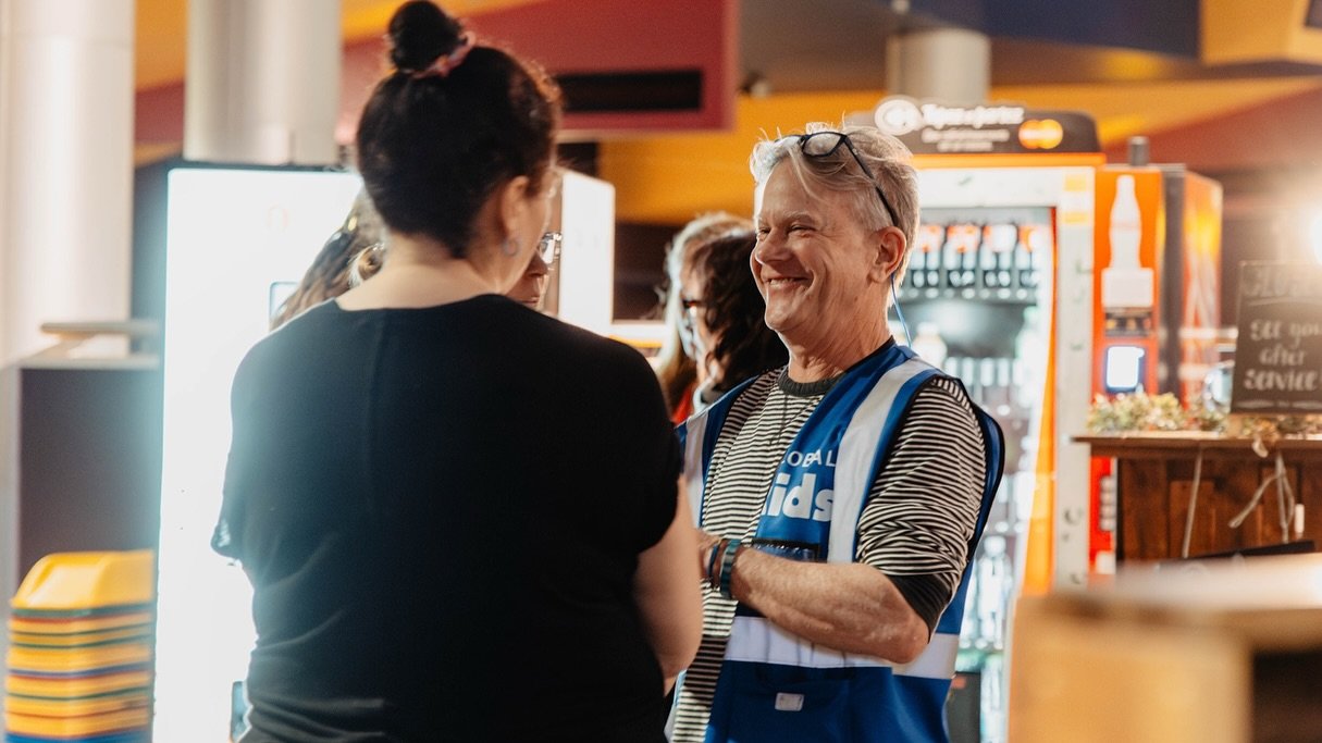 Family. Worship. Word.🙌
Sundays like these remind us why we call this place home. The Holy Spirit filled the room and we&rsquo;re so grateful for our church family 🤍

You&rsquo;re so welcome to join us!

//

Famille. Louange. Word 🙌
Des dimanches 