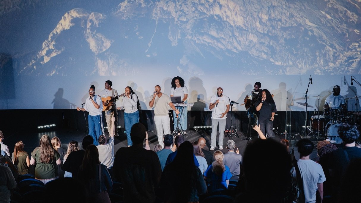 Father&rsquo;s Day was nothing but amazing!!🔥🔥

Incredible worship, fiery Father&rsquo;s Day rap and powerful word from Ps Spencer!

Hope everyone had a good Father&rsquo;s Day! 🫶

//

La f&ecirc;te des p&egrave;res n&rsquo;&eacute;tait rien d&rsq