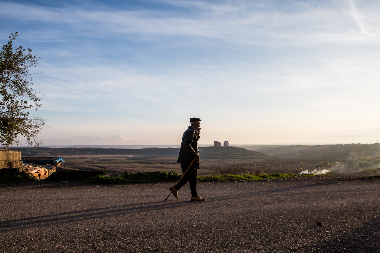 An elderly Kurdish man walks along the outskirts of Diyarbakir.