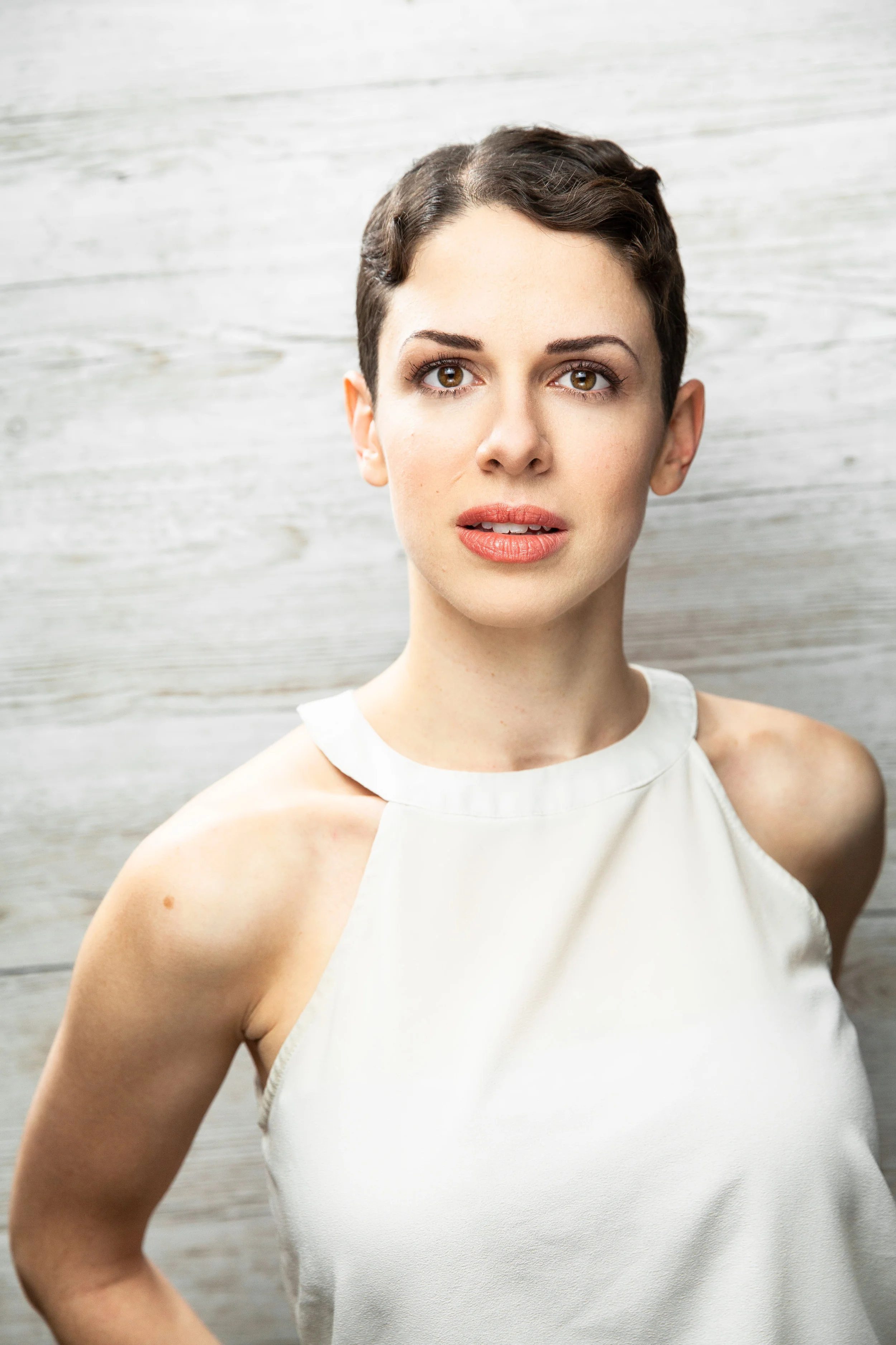 Kinneret Ely white headshot.jpg