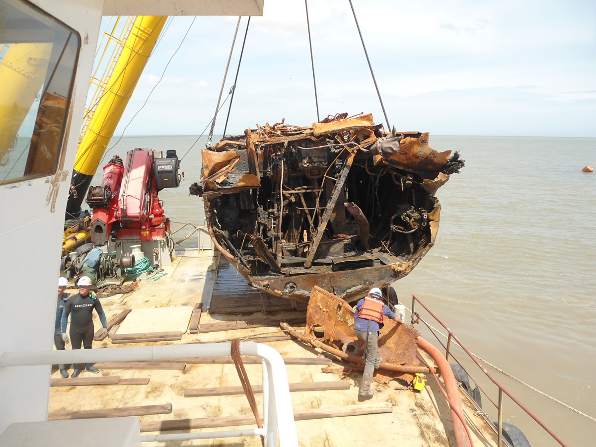 Tugboat Nilo wreck removal