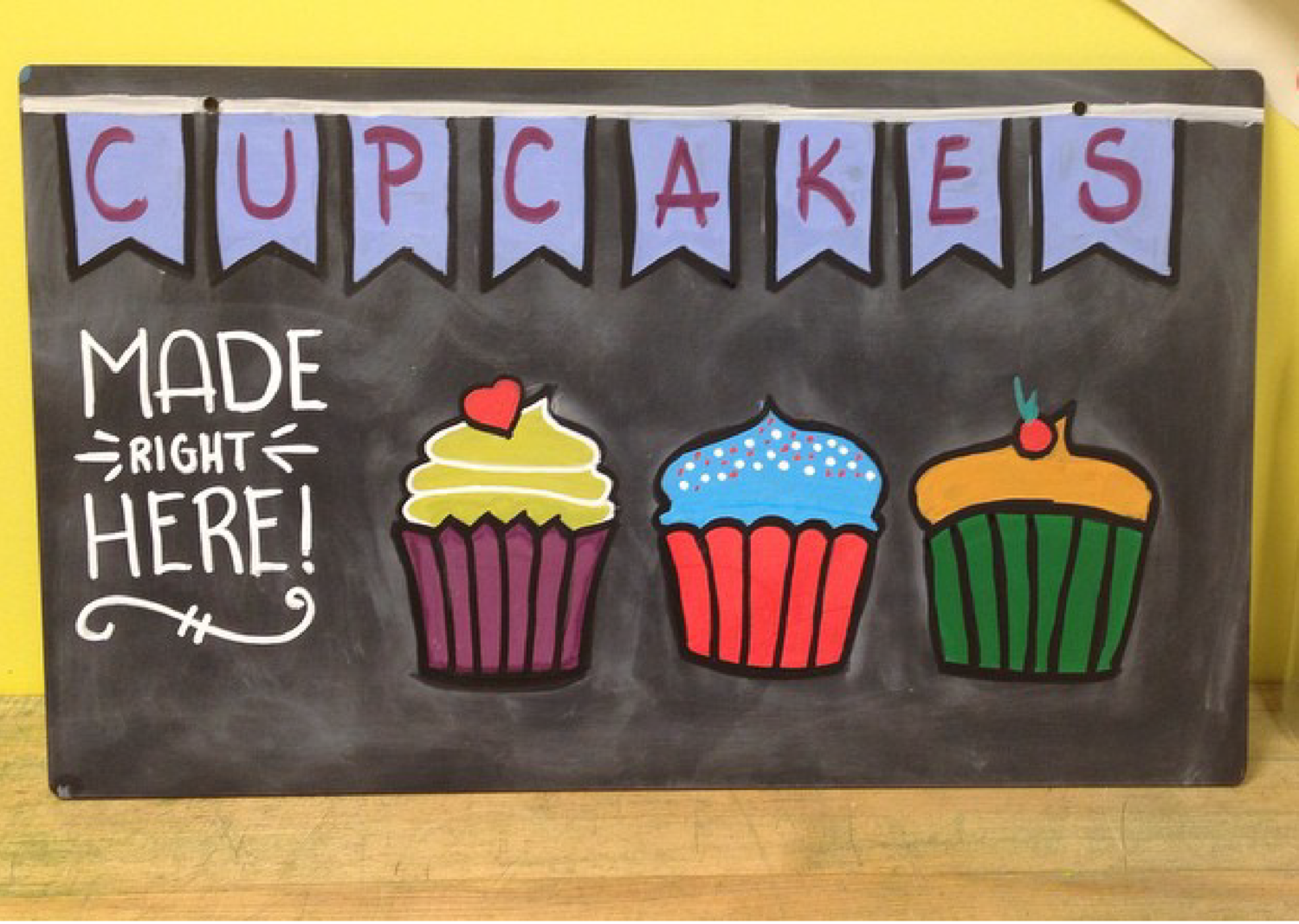 Cupcakes-01.png