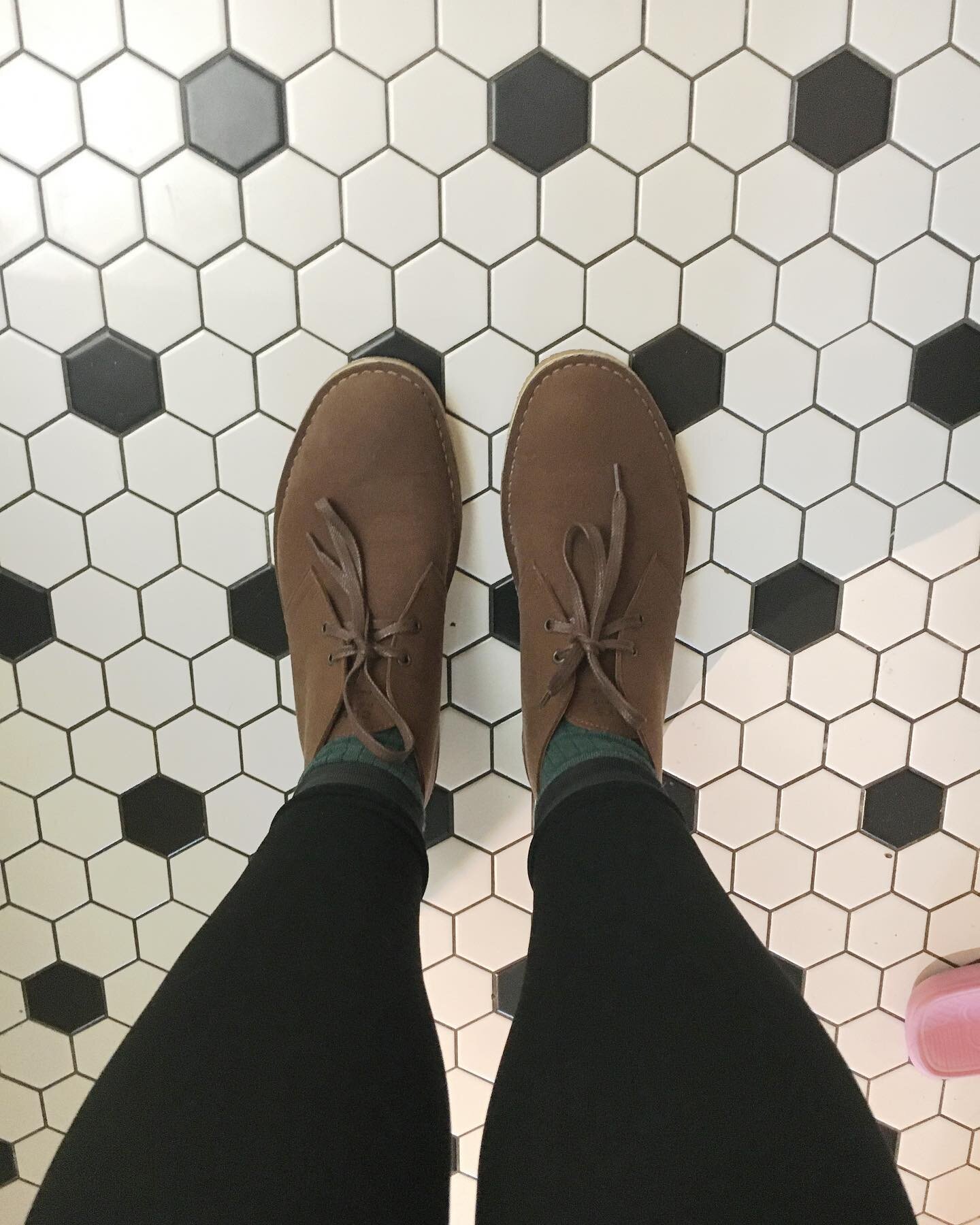 Finally got to take my #vegan desert boots from @clarksoriginals  for a spin! Very comfy, however since they are mens they fit differently than women&rsquo;s shoes.