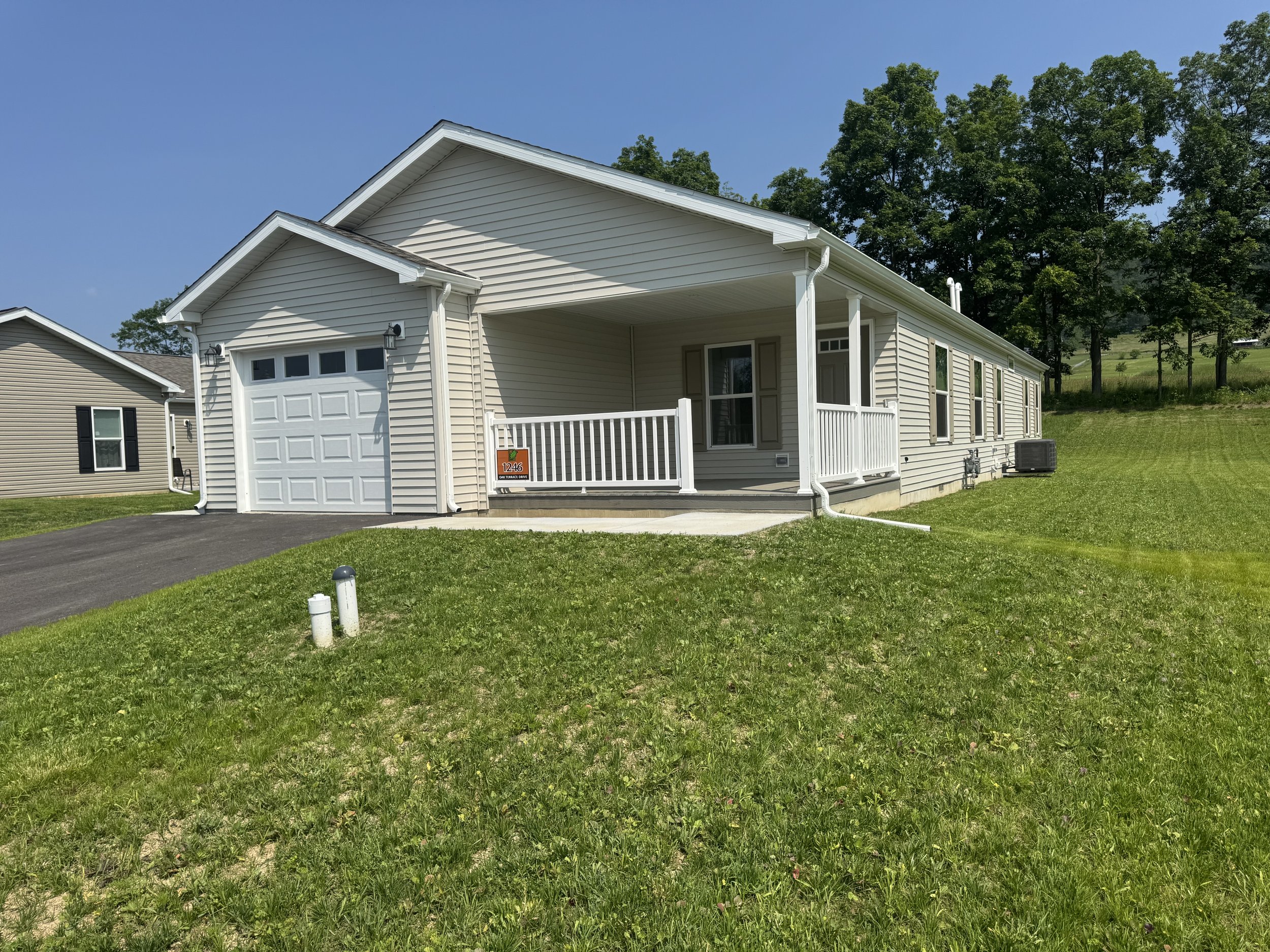 1246 Oak Terrace Drive