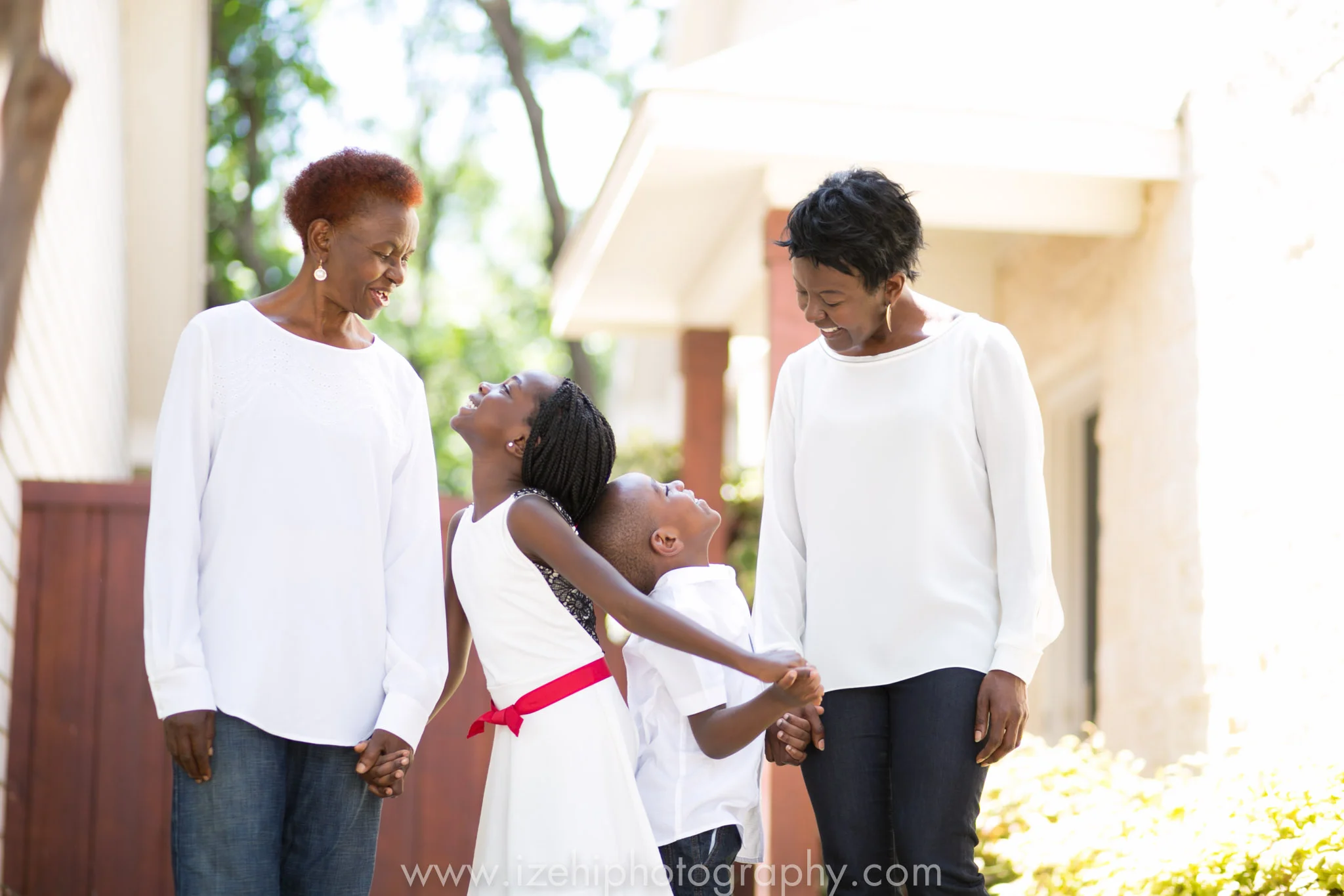 A Dallas Multigenerational Family Portrait Session