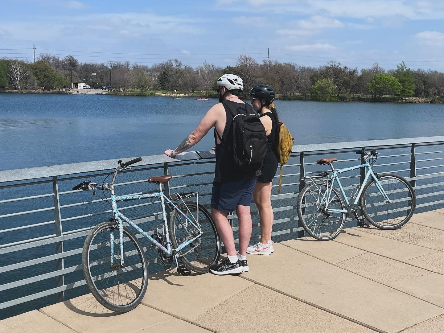 Love when I come across folks using our bikes, taking in the beauty of Austin on such a gorgeous day!
#austinbikelife #getoutside