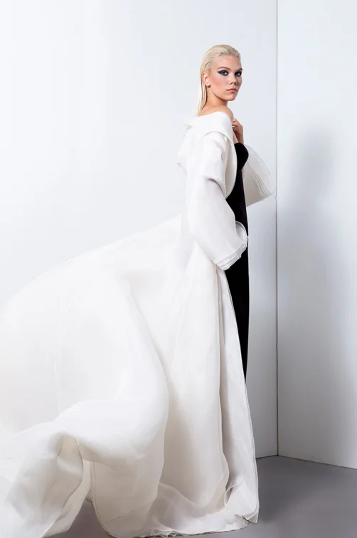 Romona Keveza Collection Style E1101COAT
