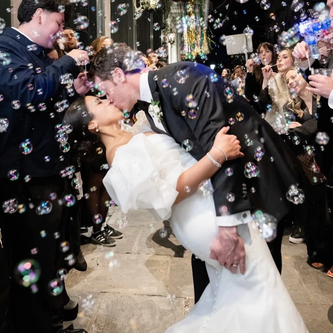 MAGICAL 
#romonakeveza #romonakevezabridal #brocatophotographycollective #brocatocouple