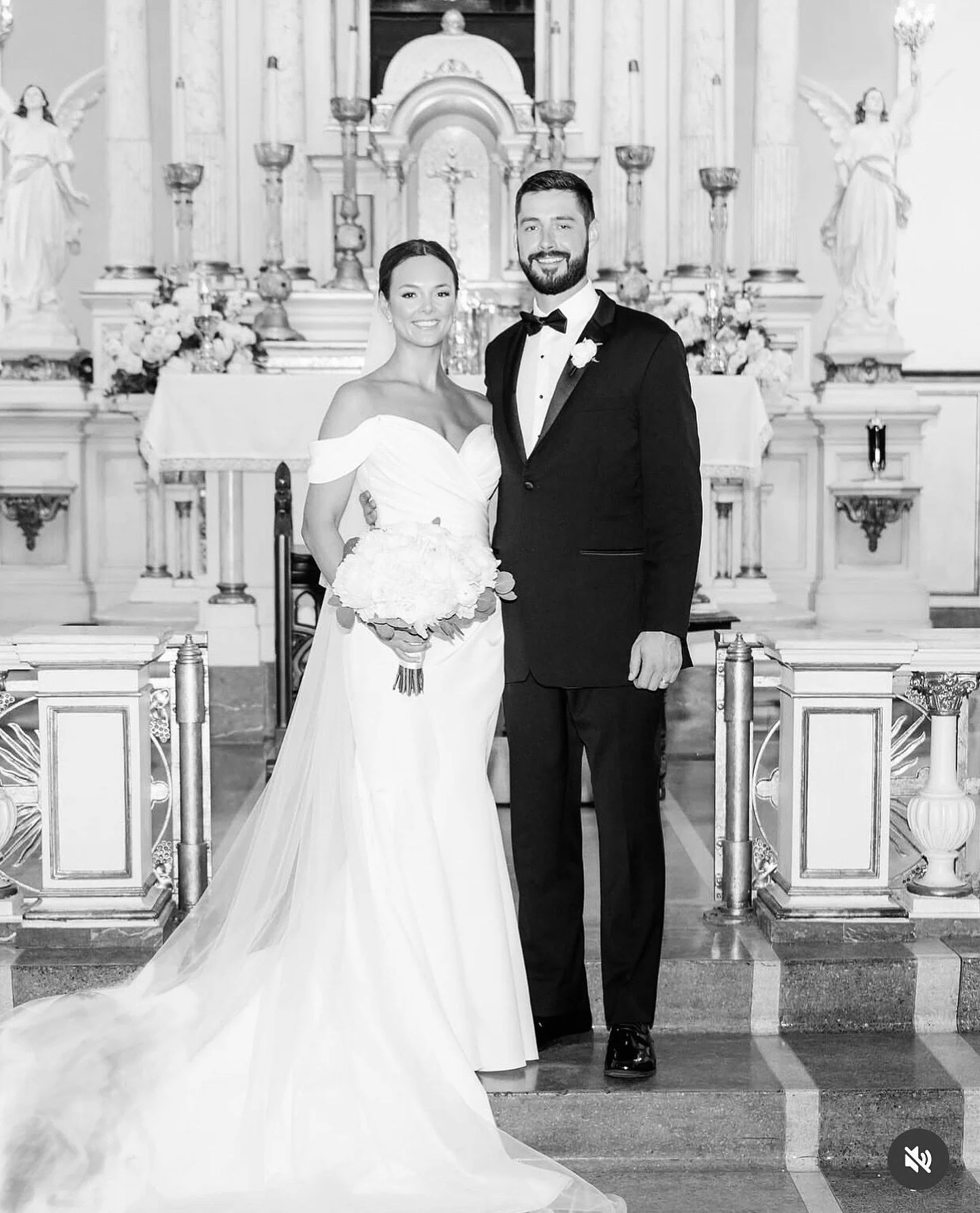 ONE BRIDAL GOWN - 3 DIFFERENT LOOKS: 
Look 1 - For the ceremony the bride wears her gown with detachable sleeves and long illusion overskirt