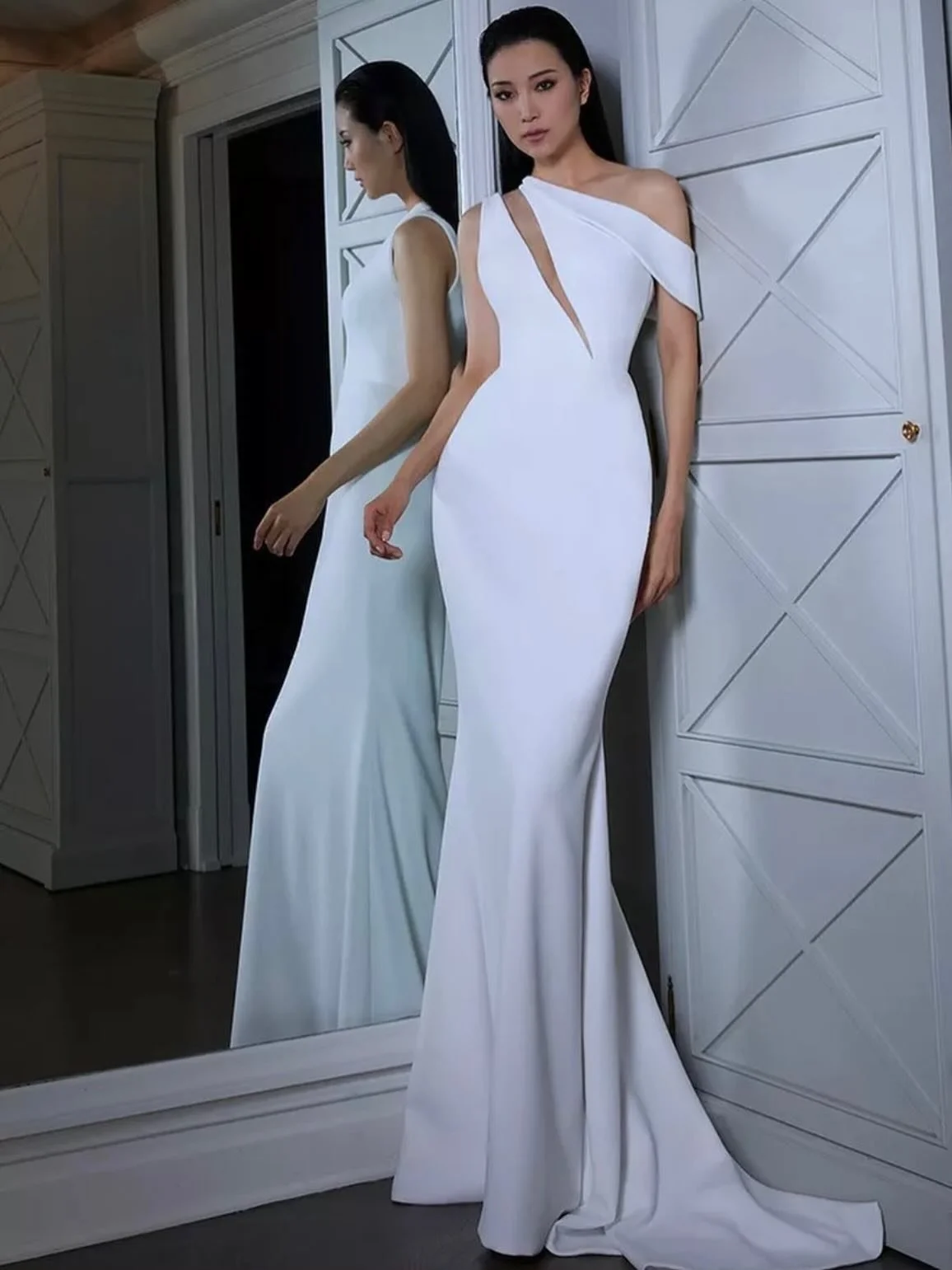 Caroline Bessette Kennedy Vibes. Which one do you prefer?