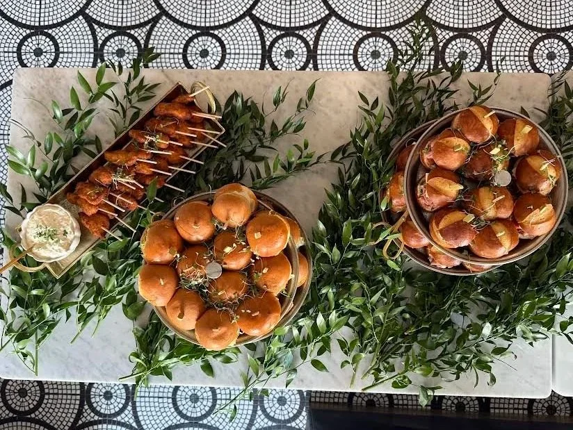 tablescape 2.jpg
