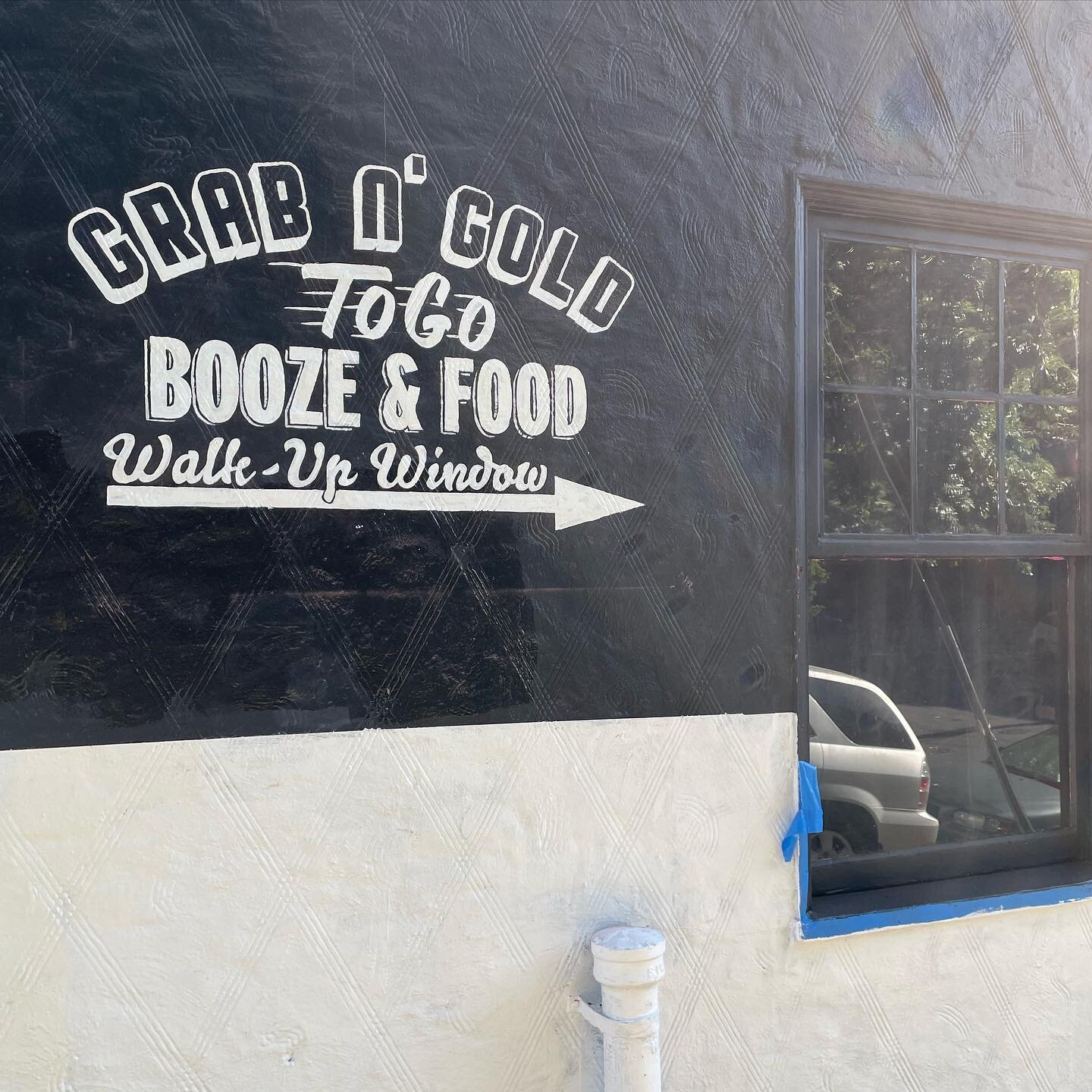Got to design and paint the new gold bar. So exited about the white black split as well as the typography for the walk up window. More to come. @goldbarsea @annad206 @alphaslothfrogmonkey  #signpainter #signs #capitolhillseattle #denny #bar #food #go