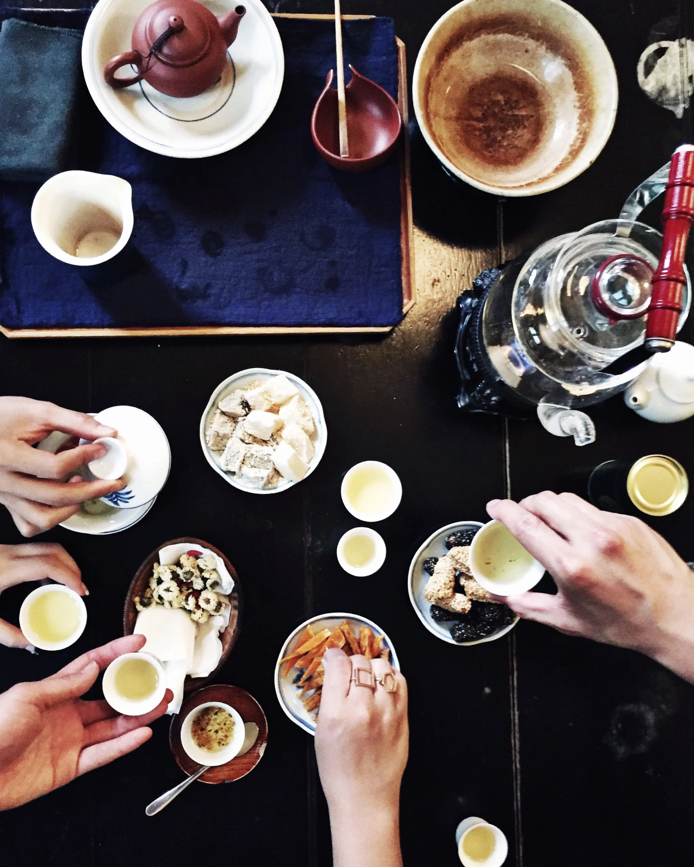 Photo by my dear friend Shantel Liao. Taken during our afternoon tea time at Wistaria Tea House in Taipei, Taiwan.