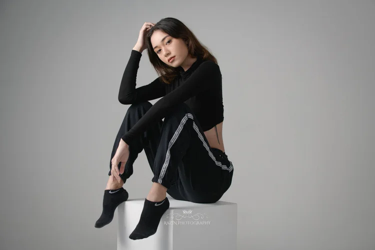 Yi MUA Session 5-270-Edit-2.jpg