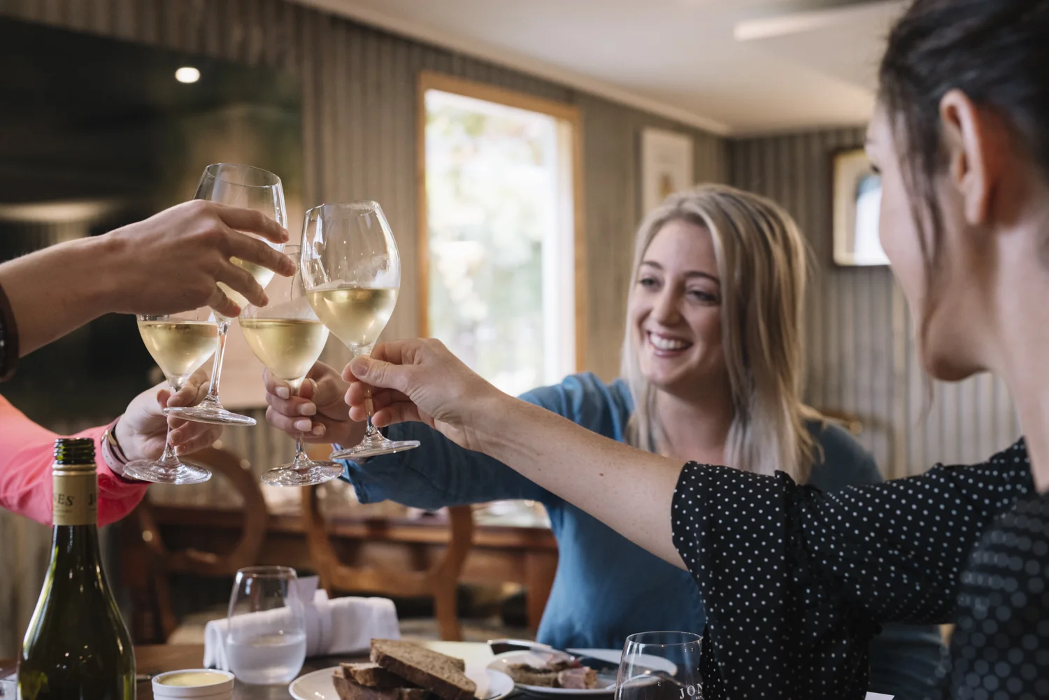 WR Jones - Phoebe Powell WEB_15.JPG