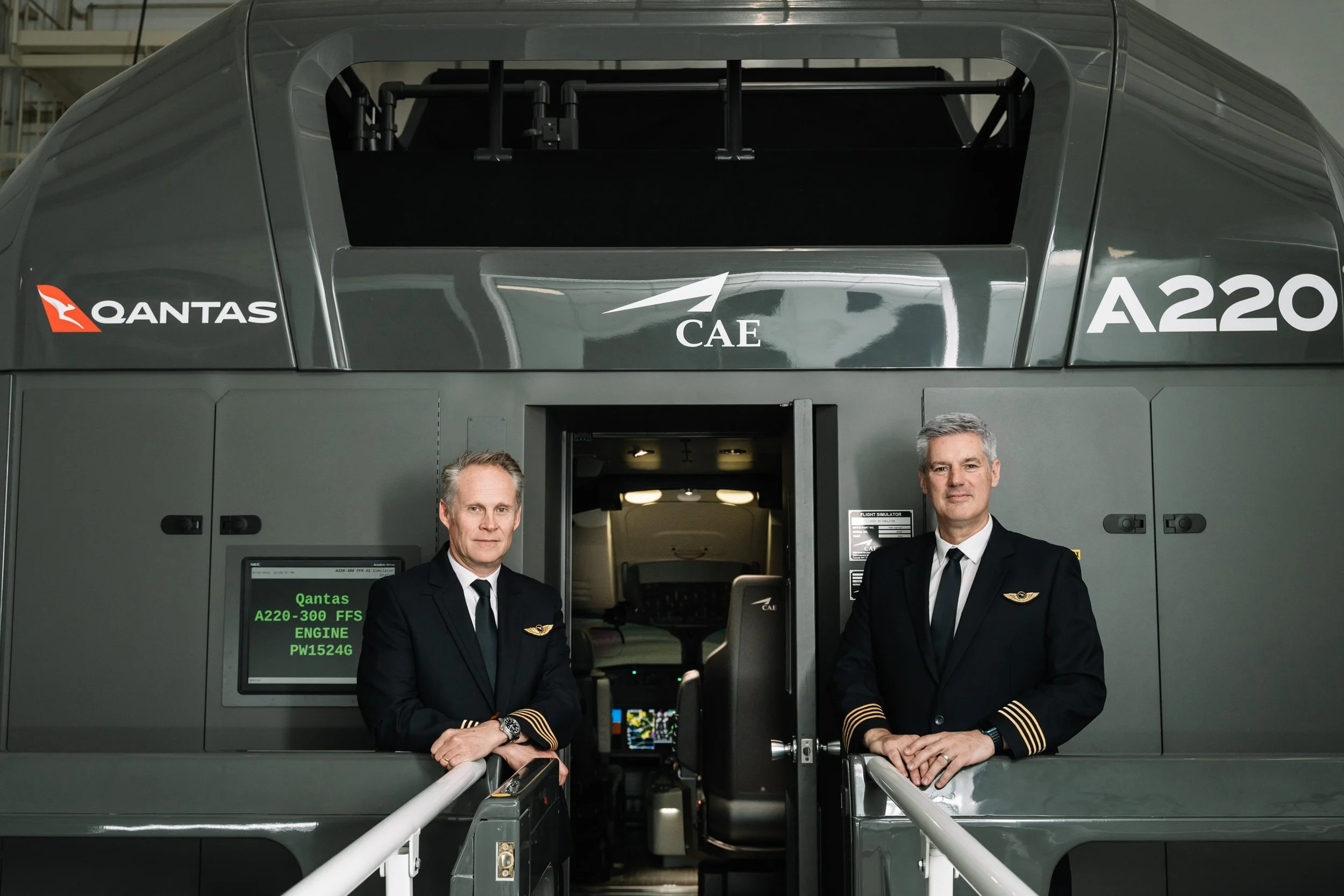 WEB_Qantas_SIMULATOR_PhoebePowell__4.jpg