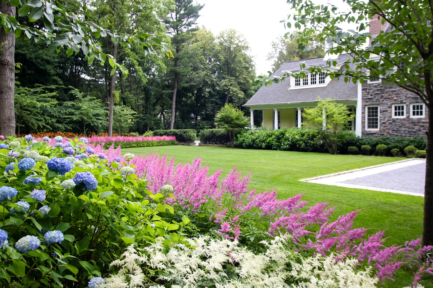 landscape_designer_near_me_li_long_island_ny_flower_garden.jpg