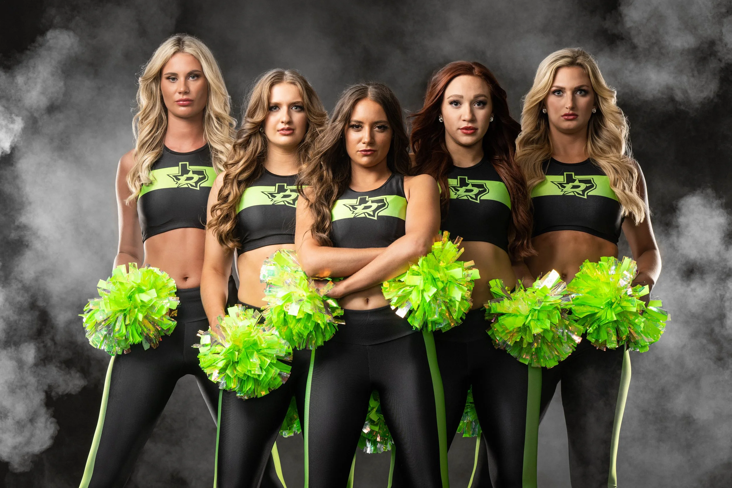 2022-2023_ICEGIRLS_GROUP 16_9700-Edit.jpg