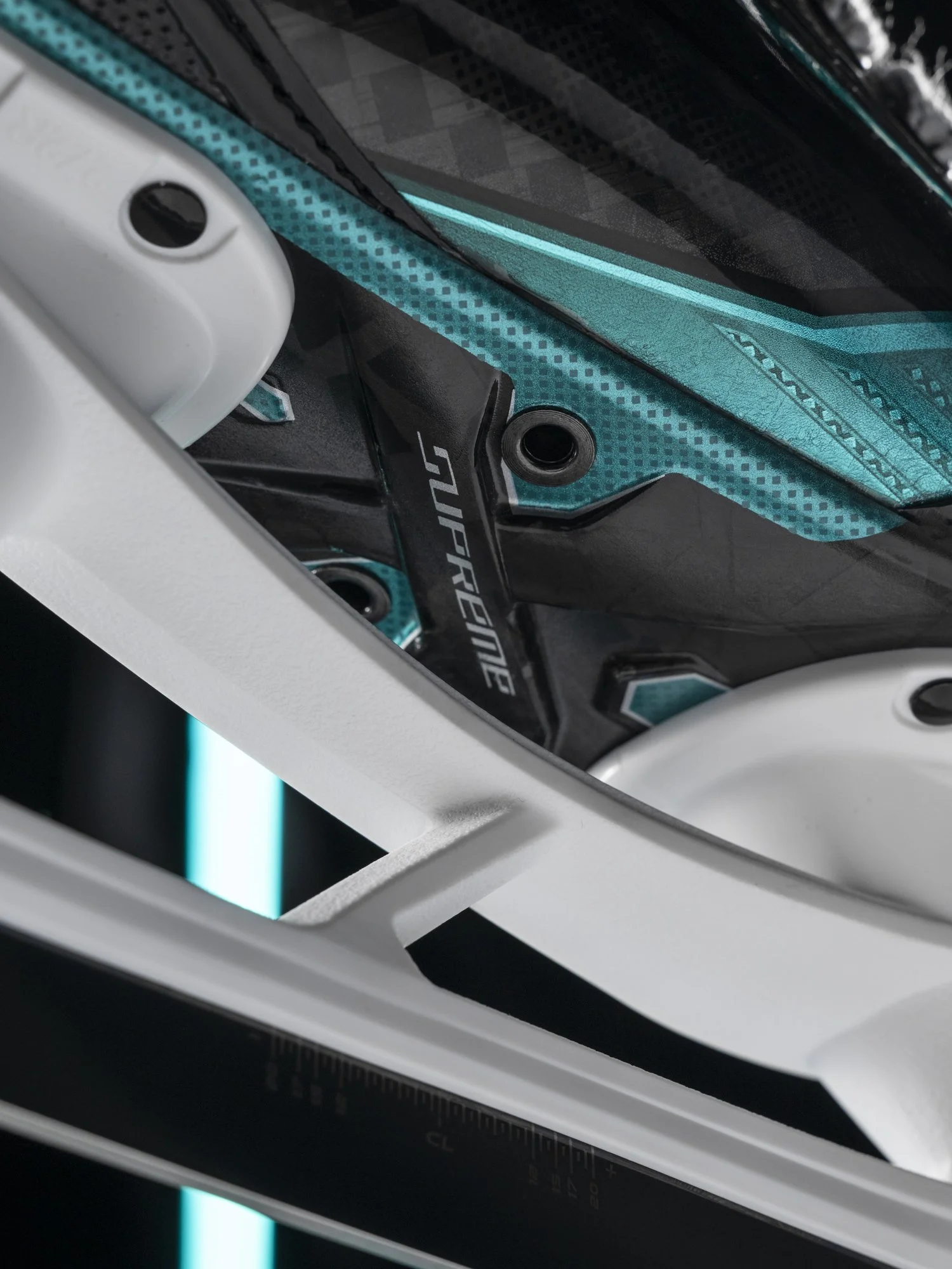 BTH26_SKATE_SUPREME_FUSE-0002-Edit.jpg