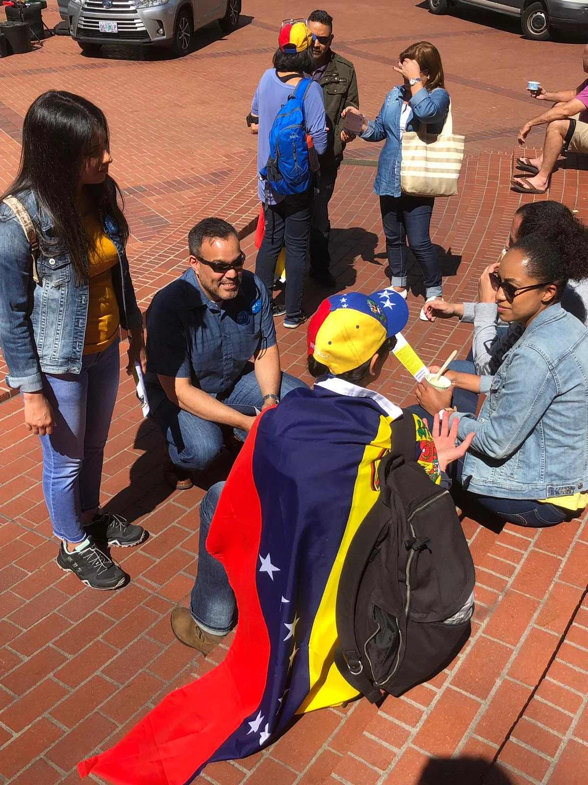 Ask A Venezuelan campaign members