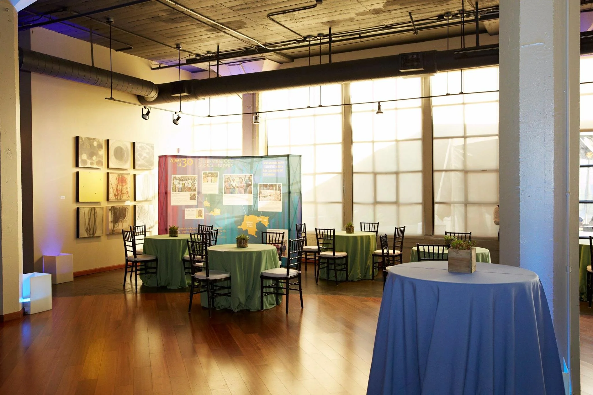 30th Anniversary Gala, pop-up map