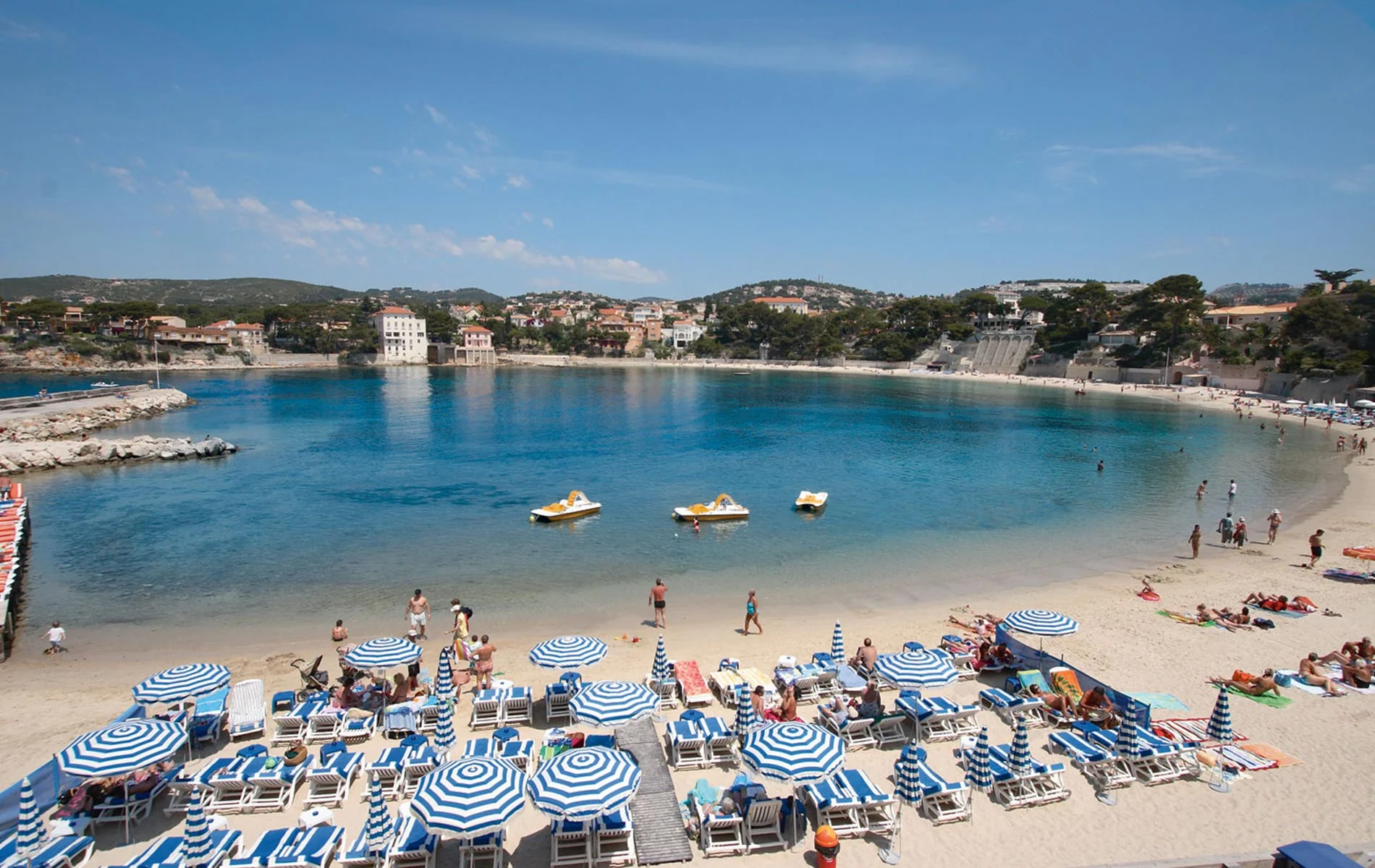 courtesy the Golf Hotel, Bandol