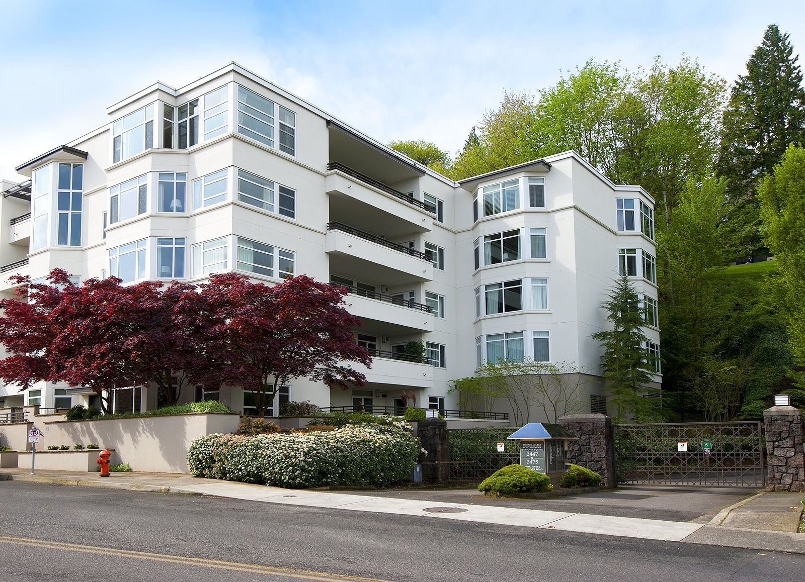2445 NW Westover Rd #209 // $593,000