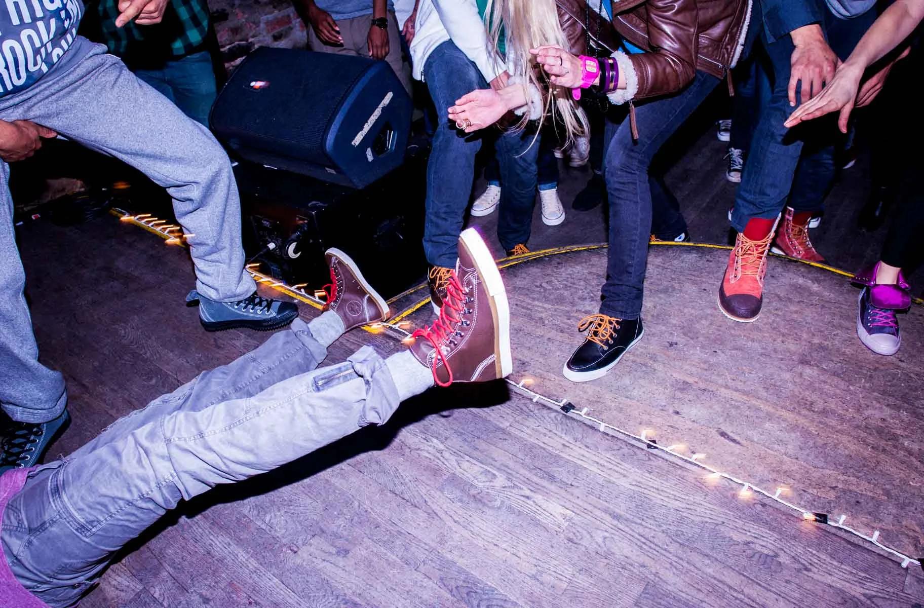 ConverseParty1200px-70.jpg