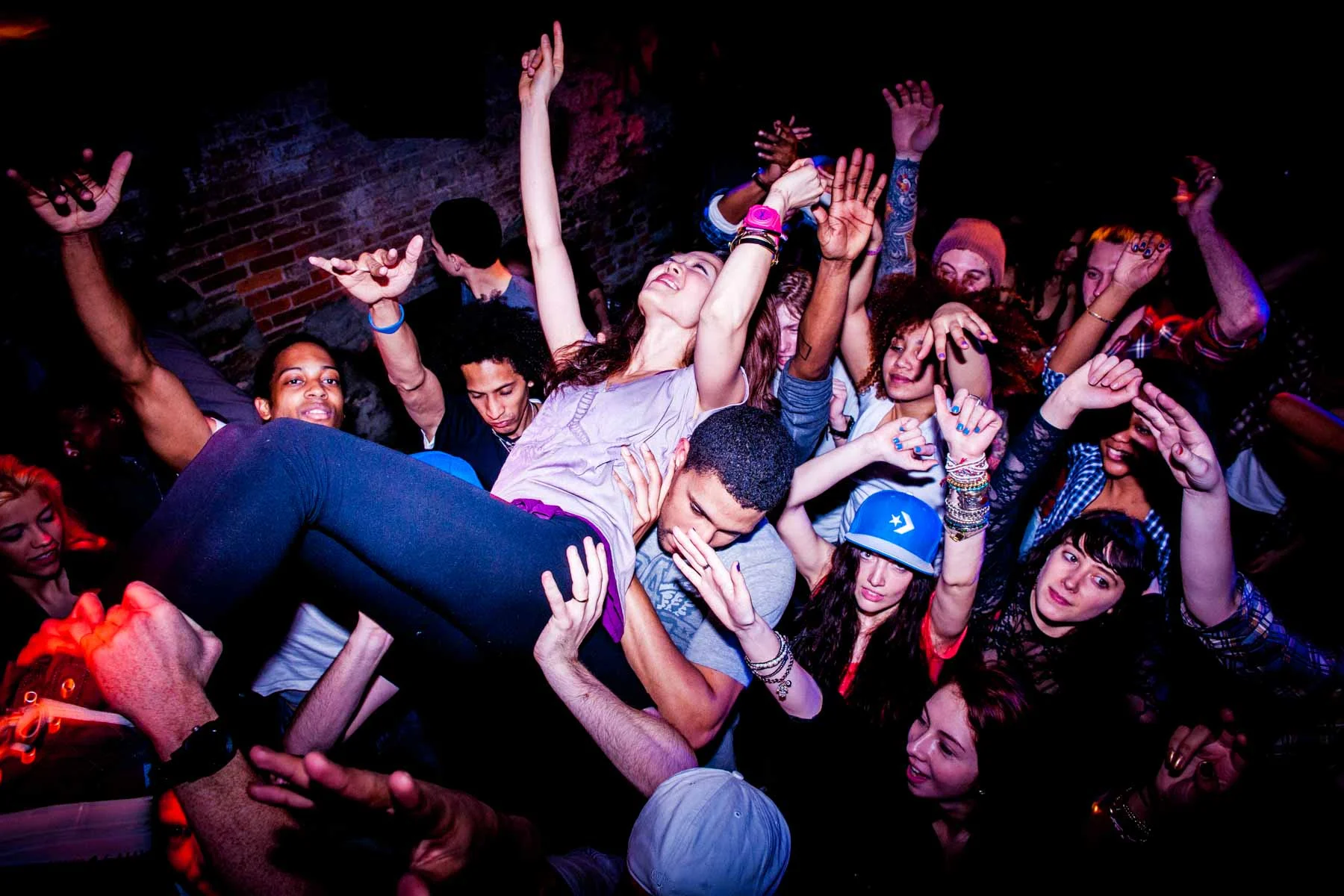 ConverseParty1200px-136.jpg