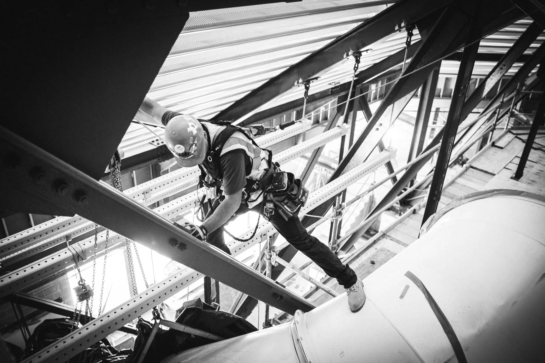 Shot_02_Manuel_Ducting_198.jpg