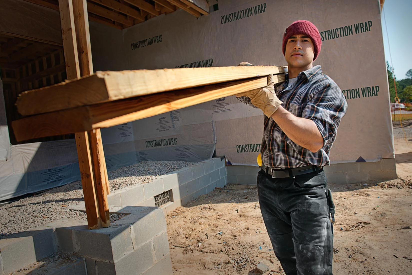 CarryingLumber_1263_Final.jpg