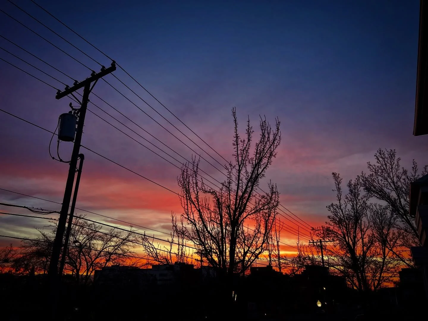 There may be ugliness up at the State Capitol, but at least our sky is pretty tonight.