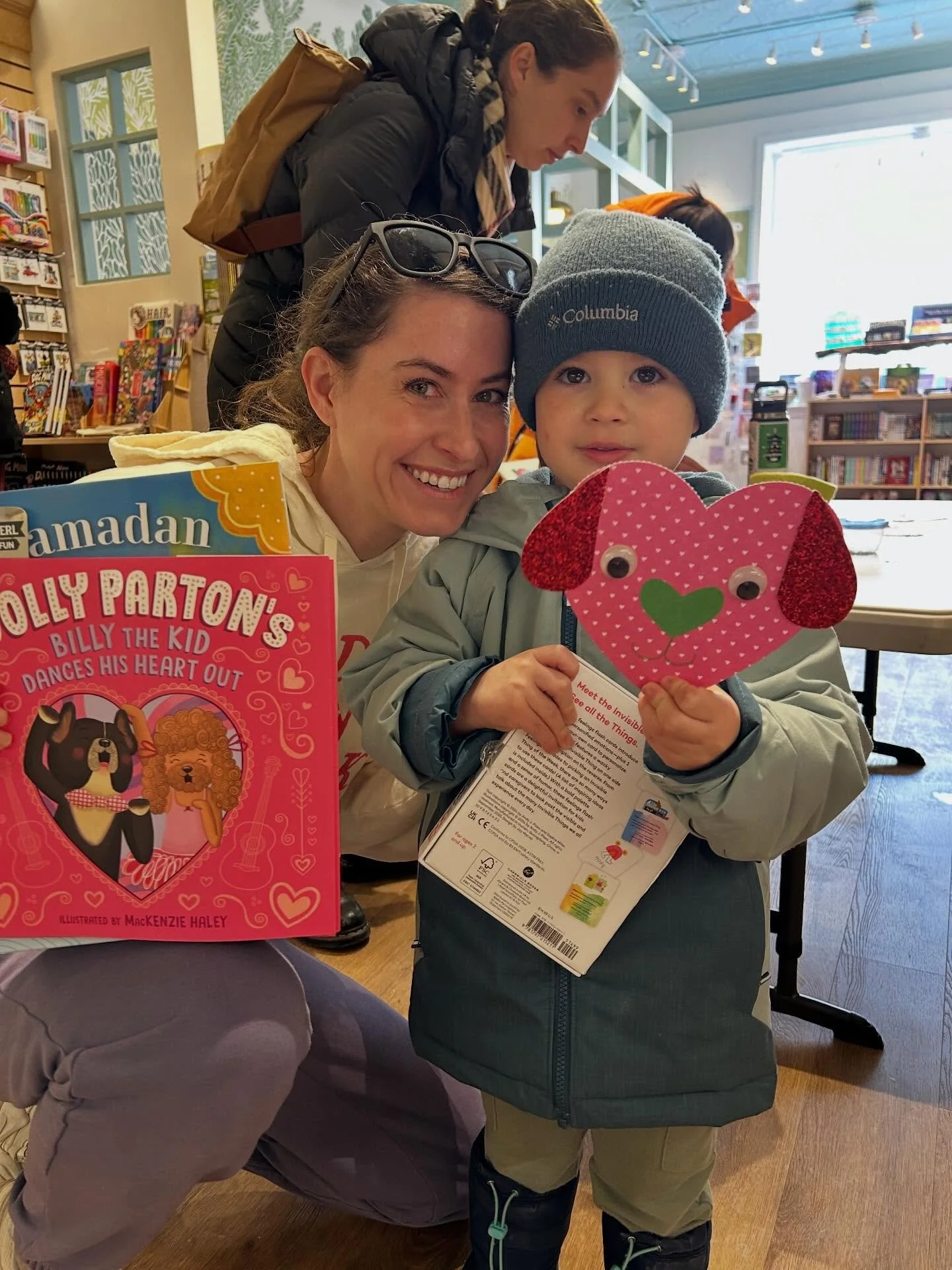 LOVE. That and books and puppies. Recipe for a great pair of events (thanks to @oldtownbooks @wonderlandbookstagram @thebookmommy @kitonlit @annainthecity &amp; @amyjoyce_words!), and recipe for life according to @dollyparton @btkthefrenchie and your