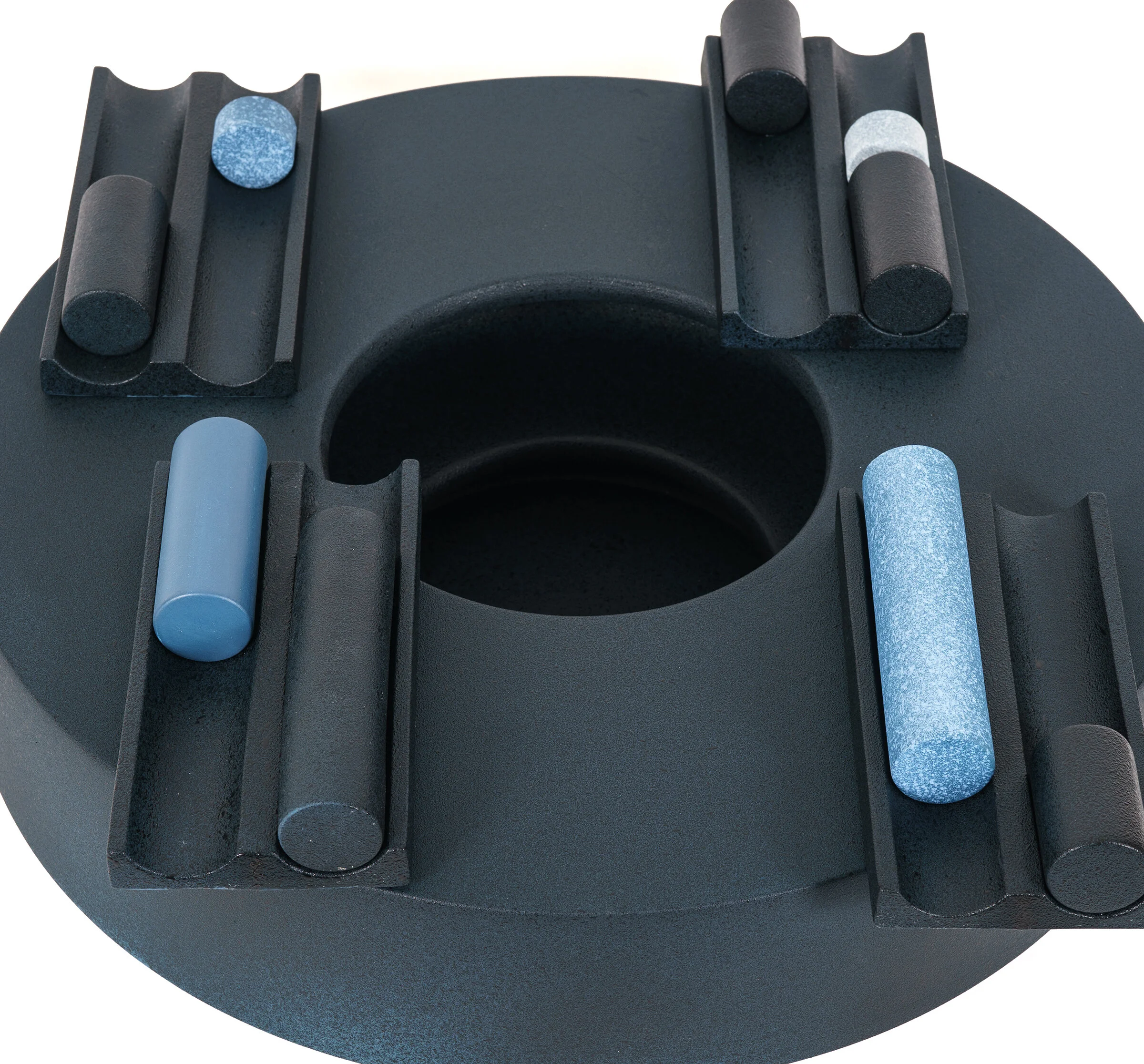 Low Works (Rails and Bars/ Black)_ Detail /// terra sigillata and glaze /// 6.5 x 20 x 20 /// 2019