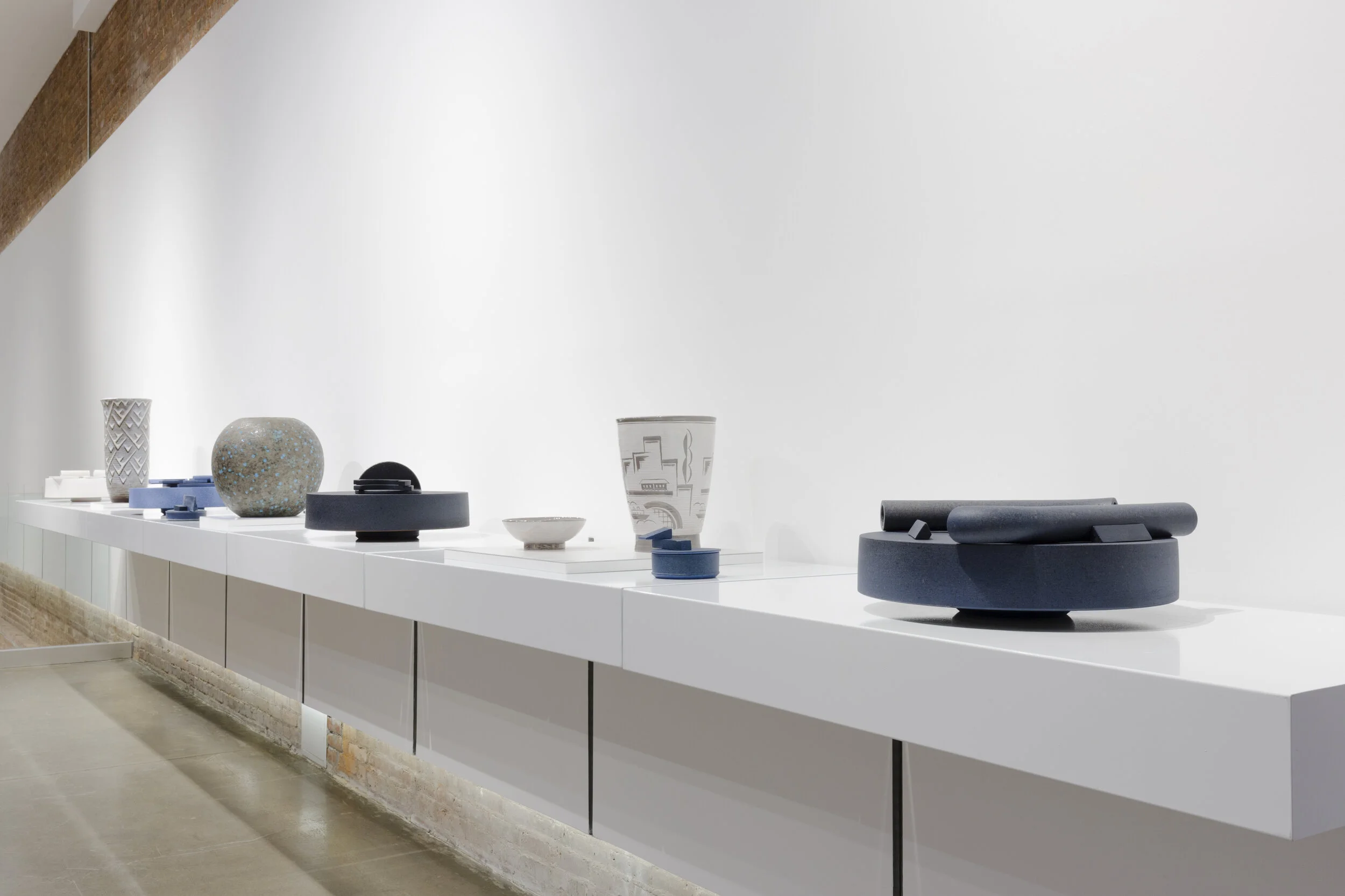 Turning Still: Historical and and Contemporary Ceramics by Ian McDonald and Maija Grotell Installation View Patrick Parrish Gallery, New York
