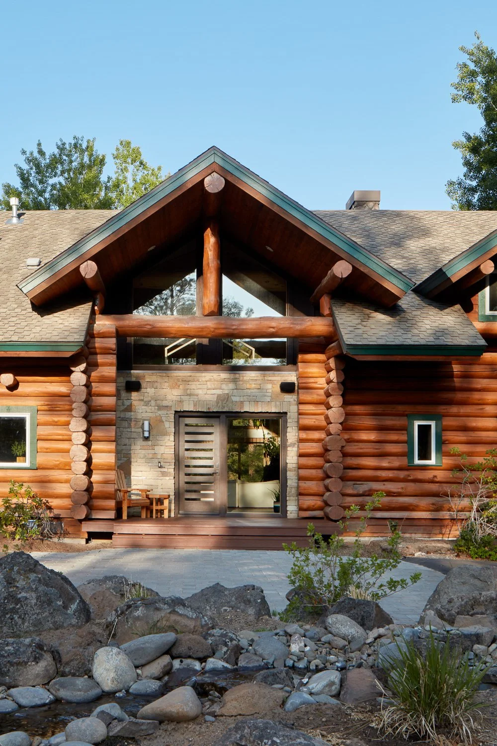 Raumfabrik Architecture_Bend_Silverado Dr_3.jpg
