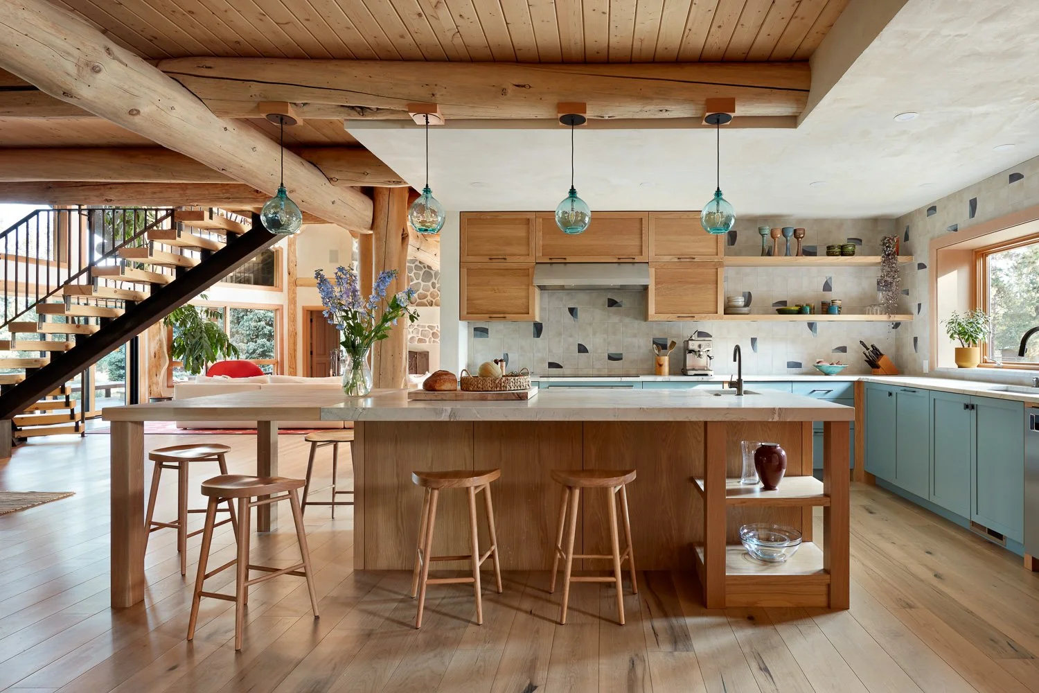 Raumfabrik Architecture_Bend_Silverado Dr_10.jpg