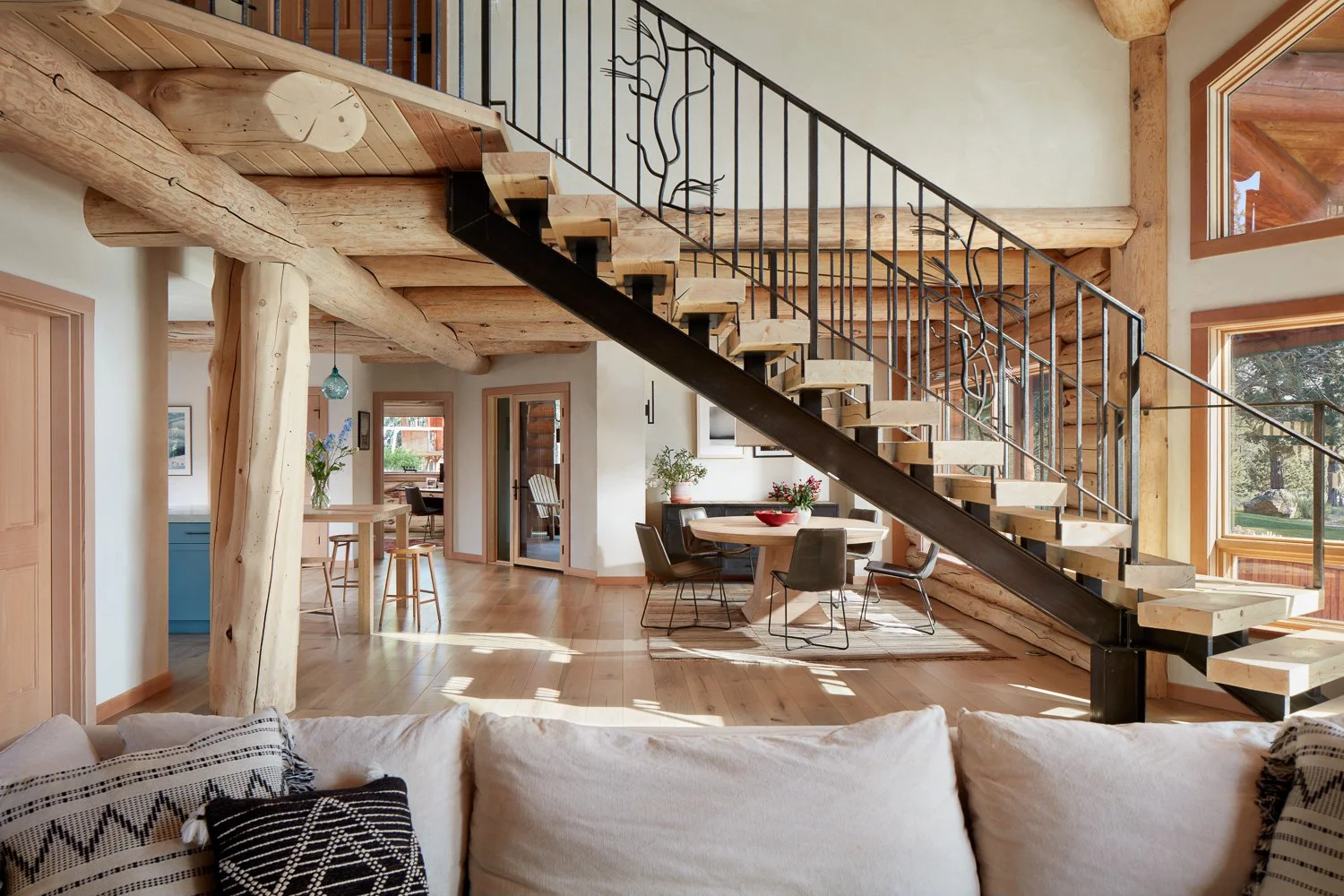Raumfabrik Architecture_Bend_Silverado Dr_34.jpg