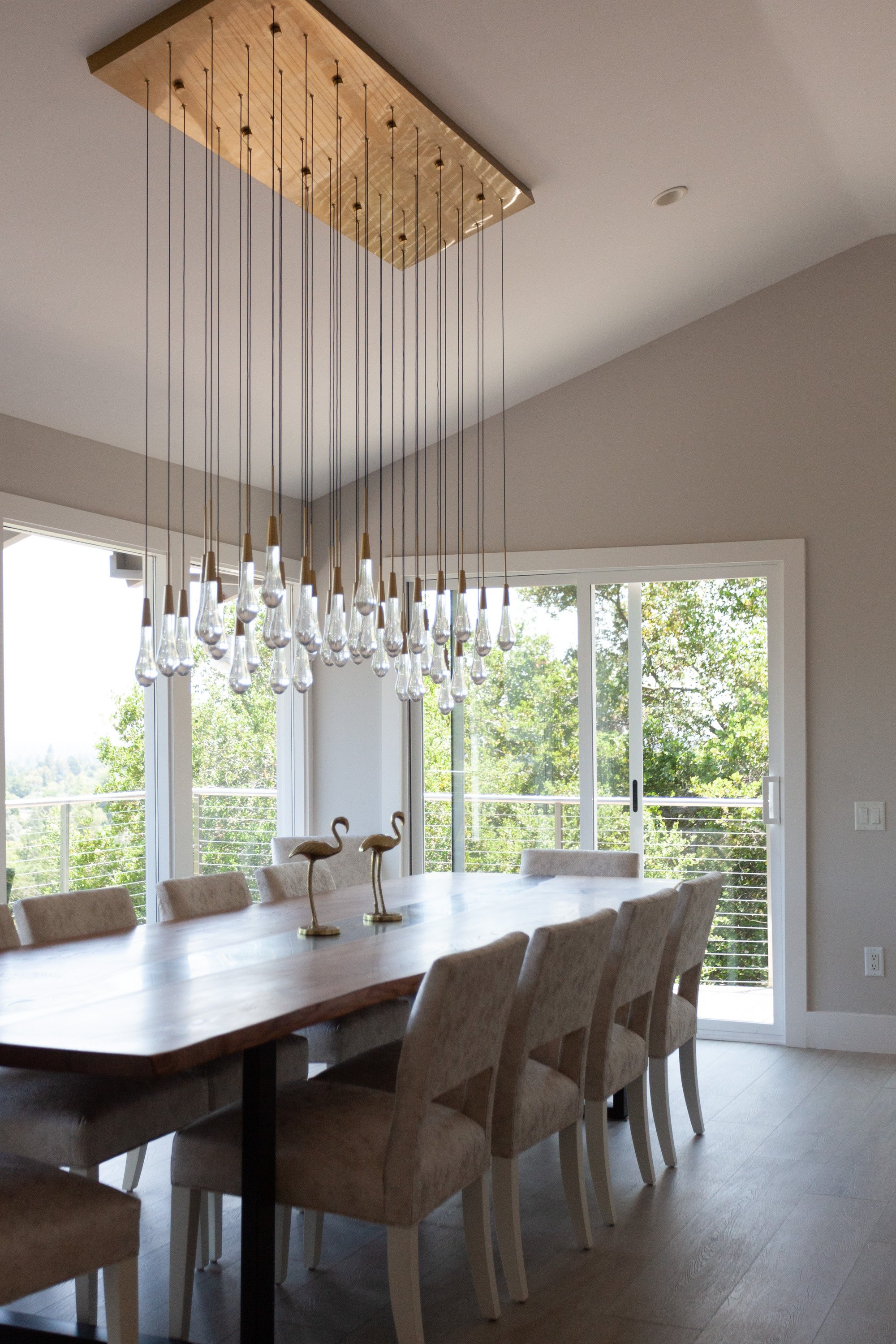 Dining-4.jpg