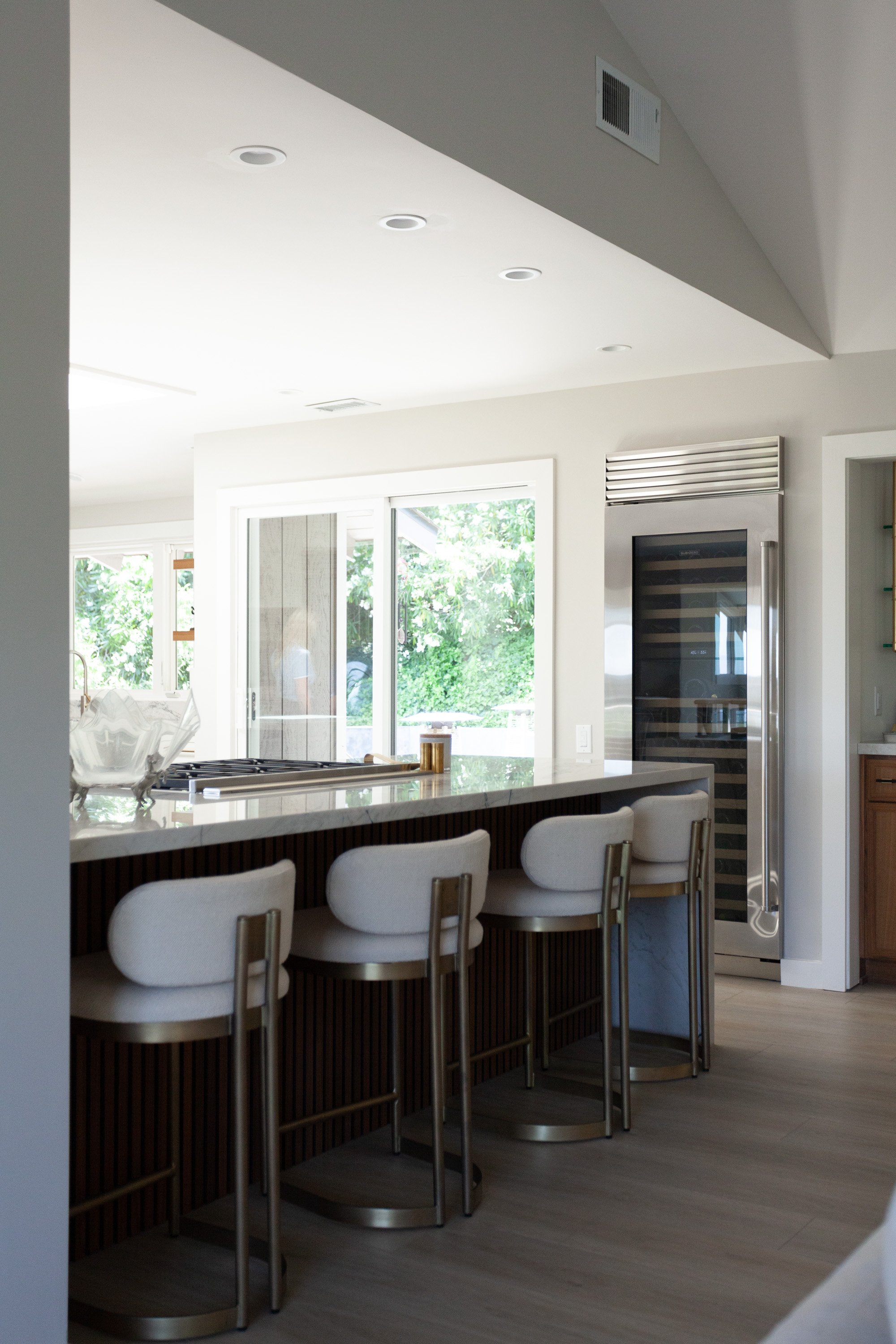 Kitchen Island-2.jpg