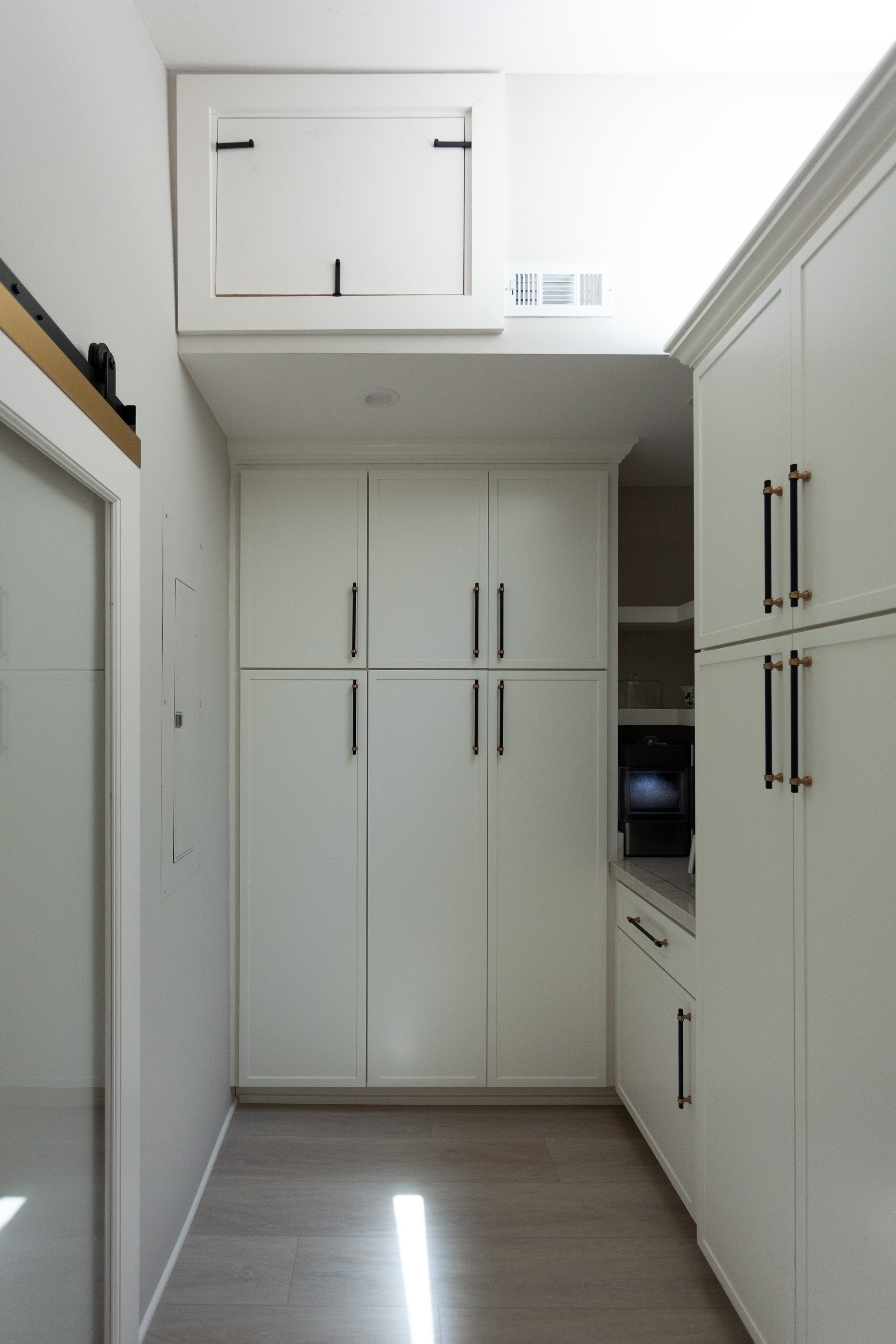 Kitchen Pantry-2.jpg