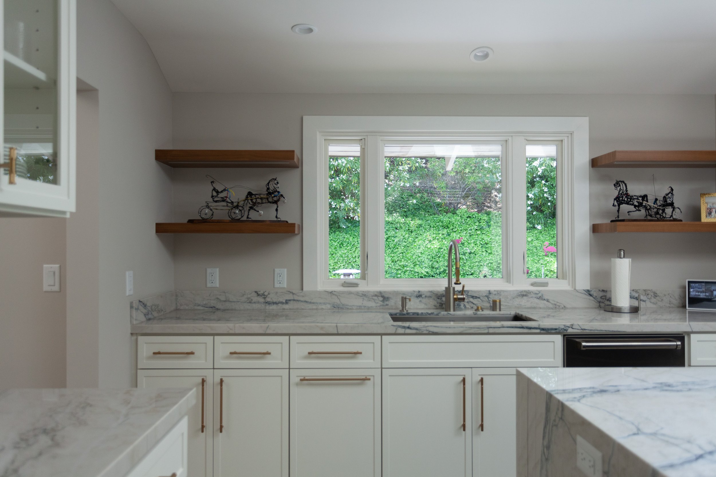 Kitchen-8.jpg