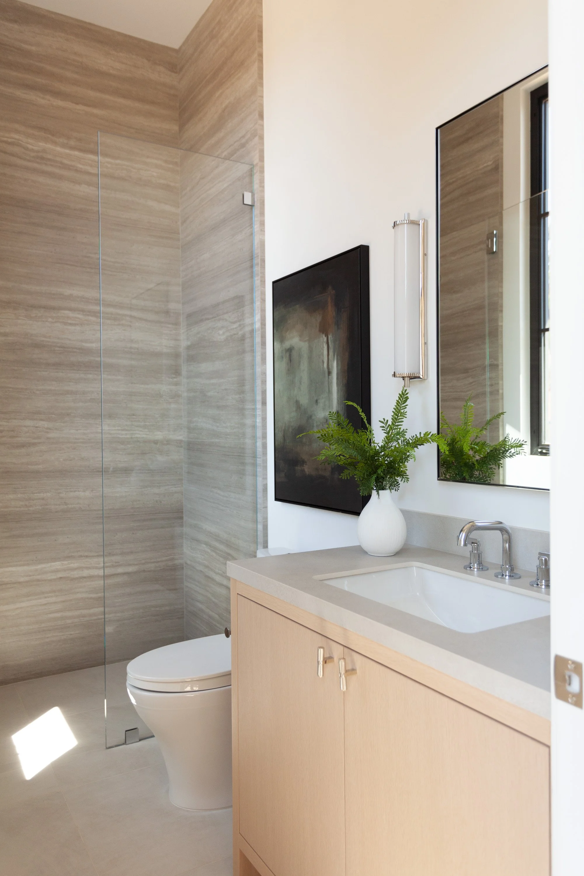 Bathroom Two-2.jpg