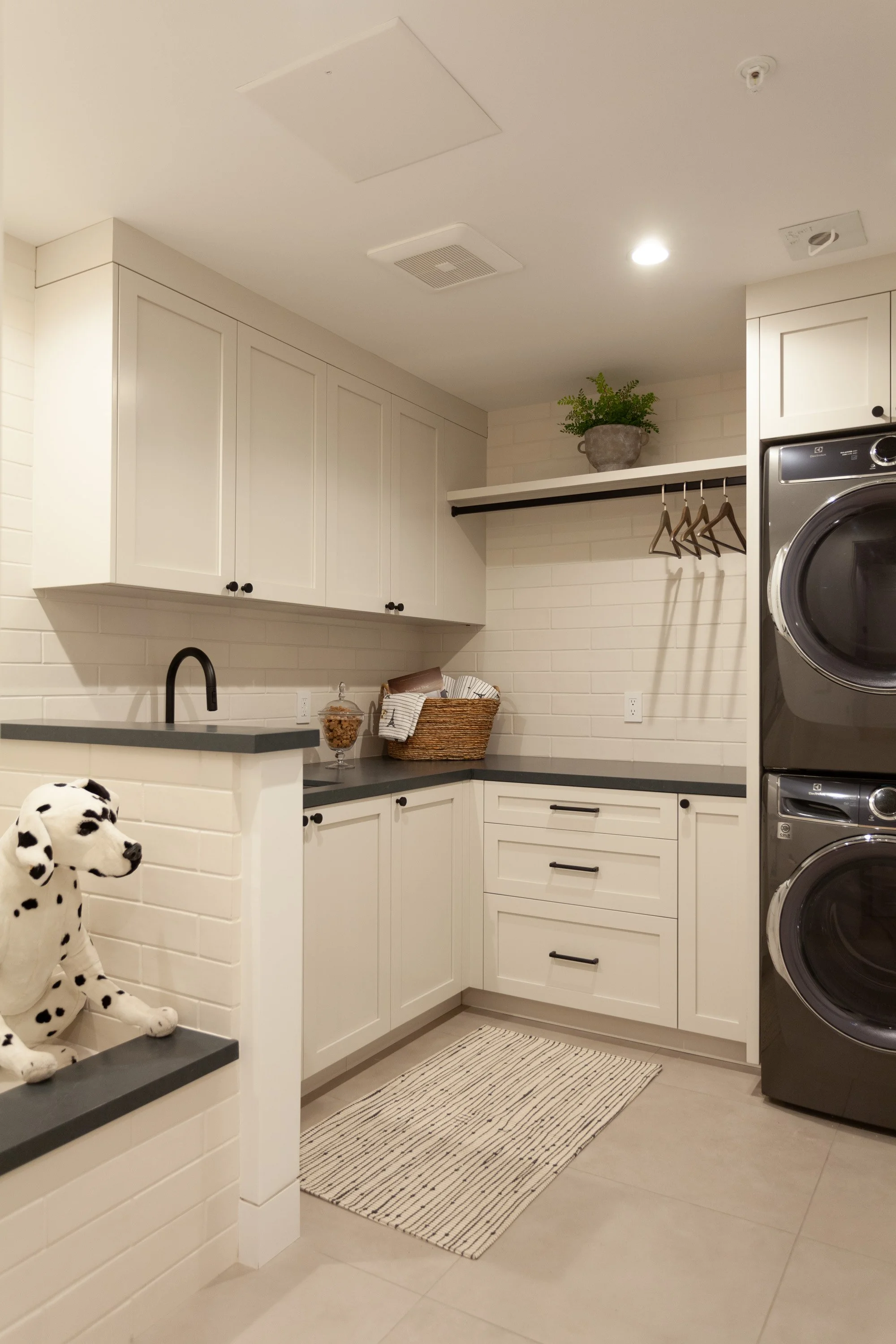 Laundry Downstairs-1.jpg
