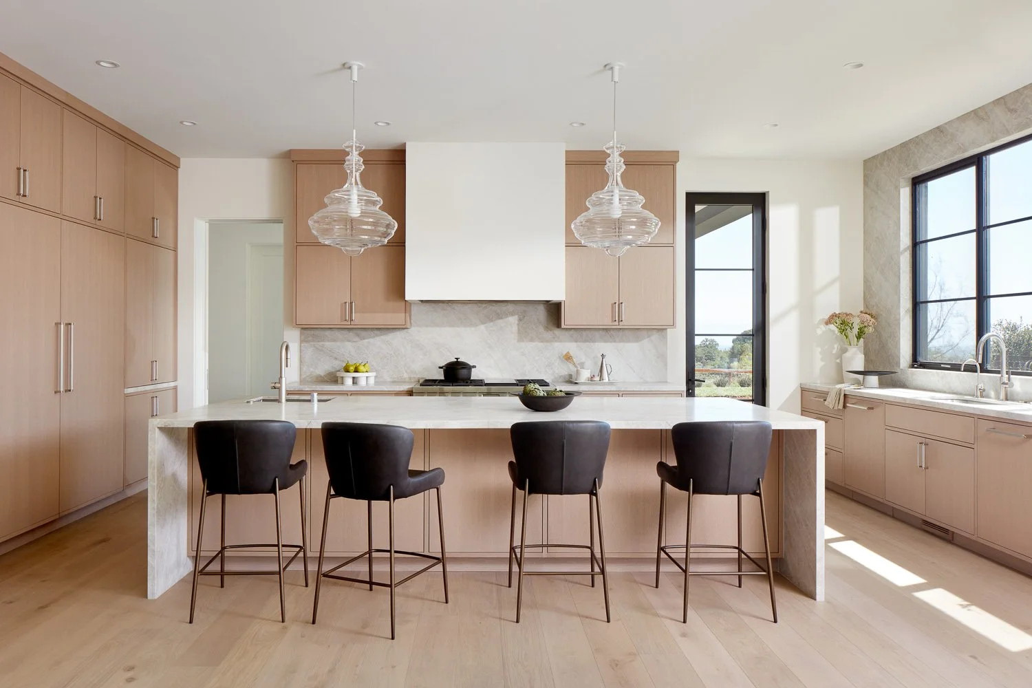 Zaharias Design_Los Altos Hills_E Sunset Dr_10.jpg
