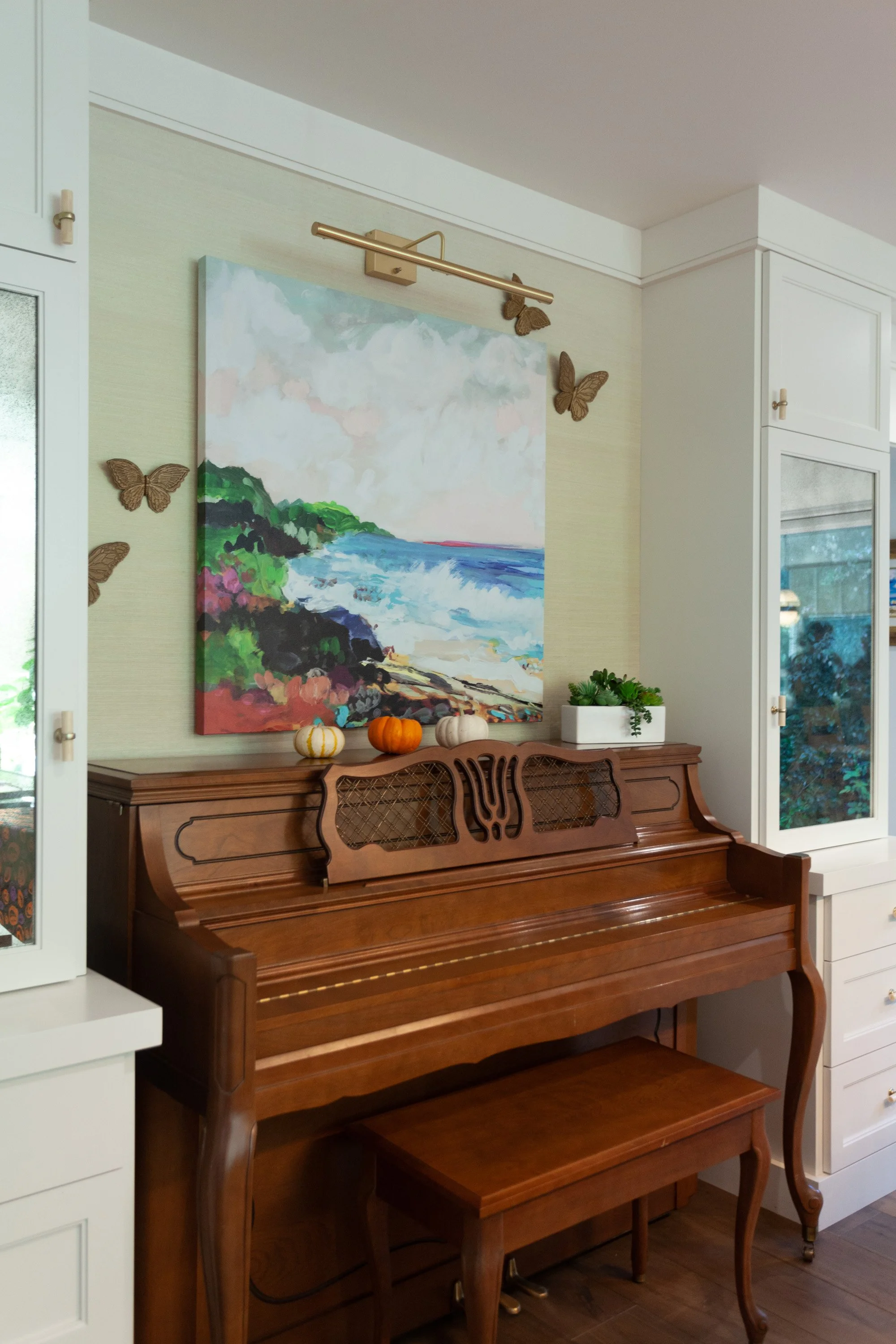 Dining-4_AAA_bit further out to get more cabinets.jpg