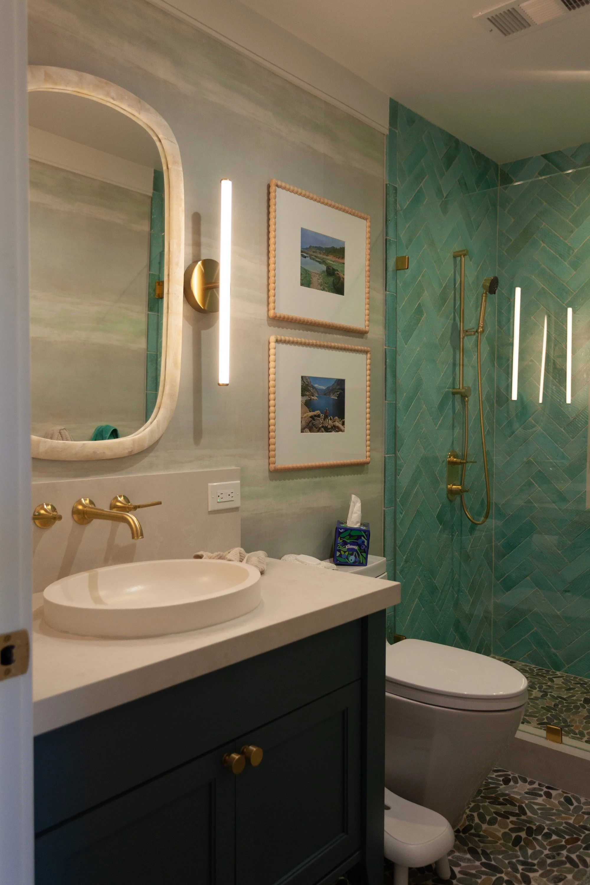 Downstairs Bathroom-1_AAA.jpg