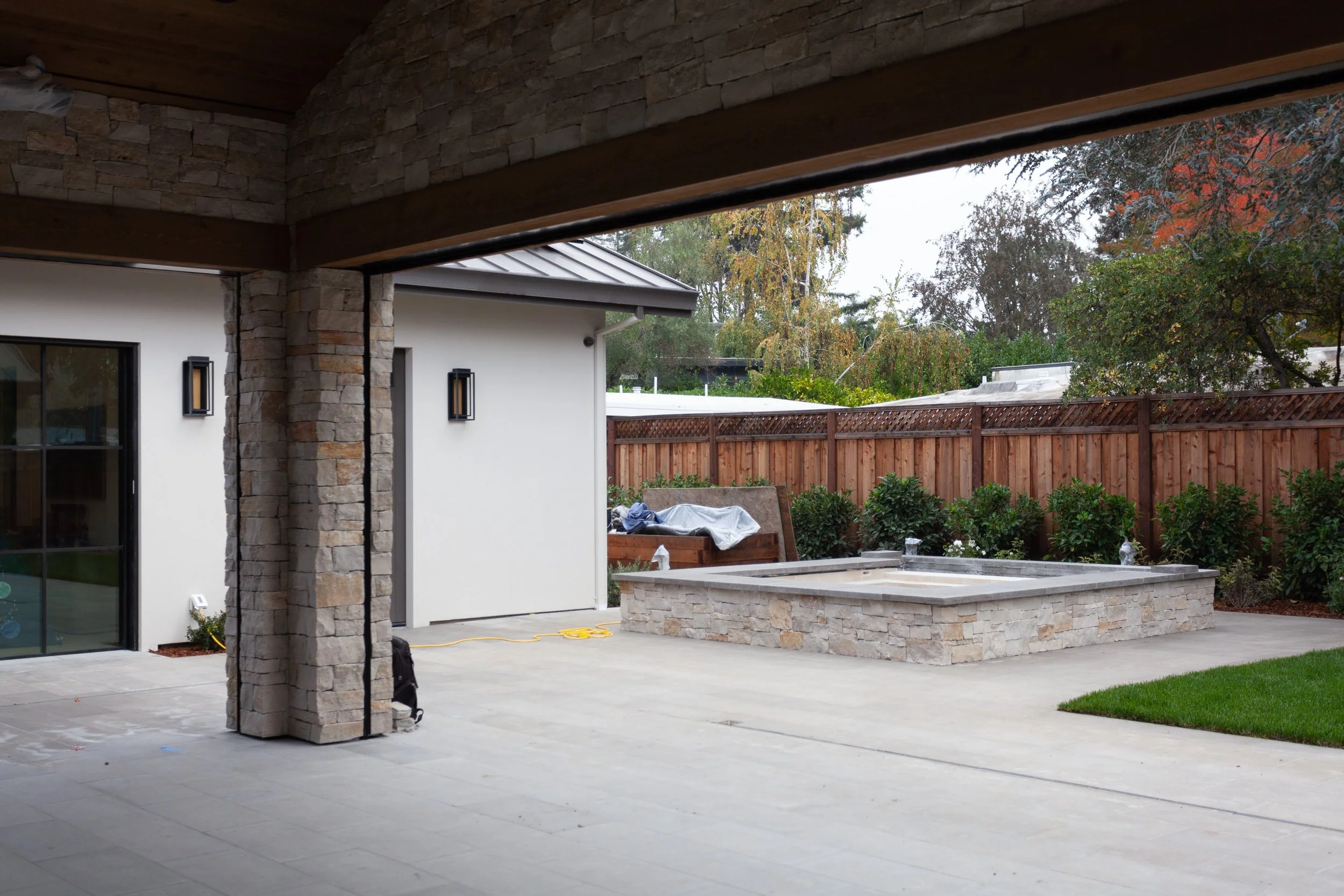 12 Exterior Back-14_AAA.jpg